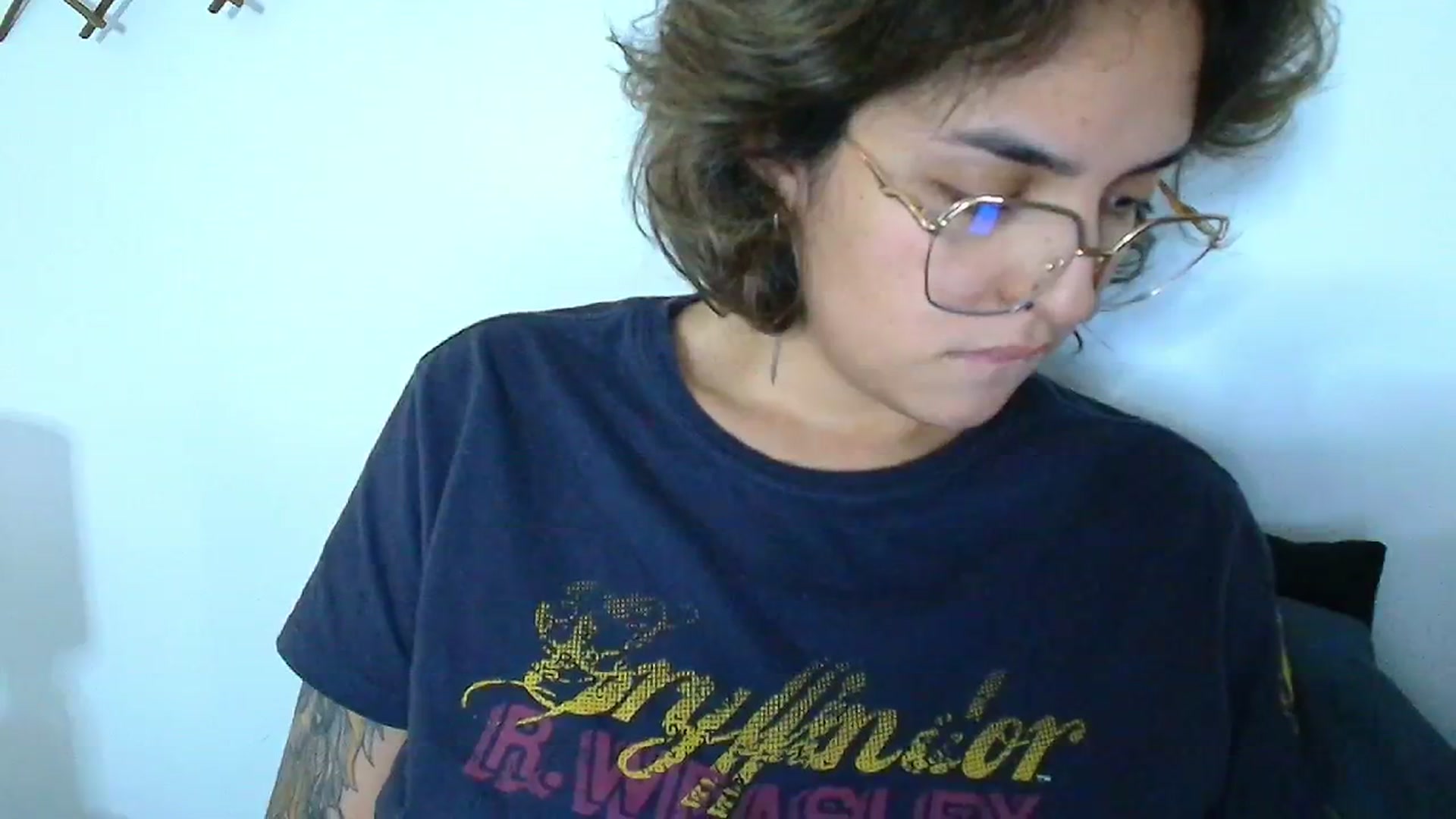 Gallery image thumbnail from QueensNYC's myfreecams stream on, 12/26/2024, 21:12 image 17 of 20