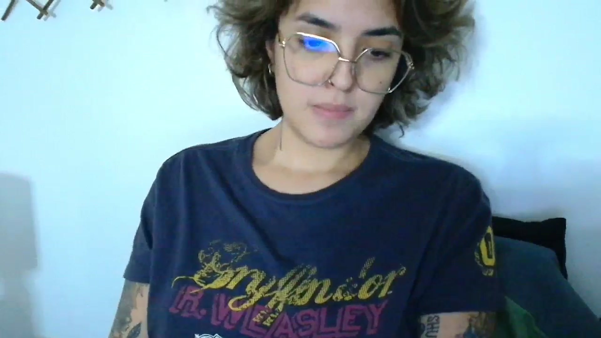 Gallery image thumbnail from QueensNYC's myfreecams stream on, 12/26/2024, 21:12 image 13 of 20