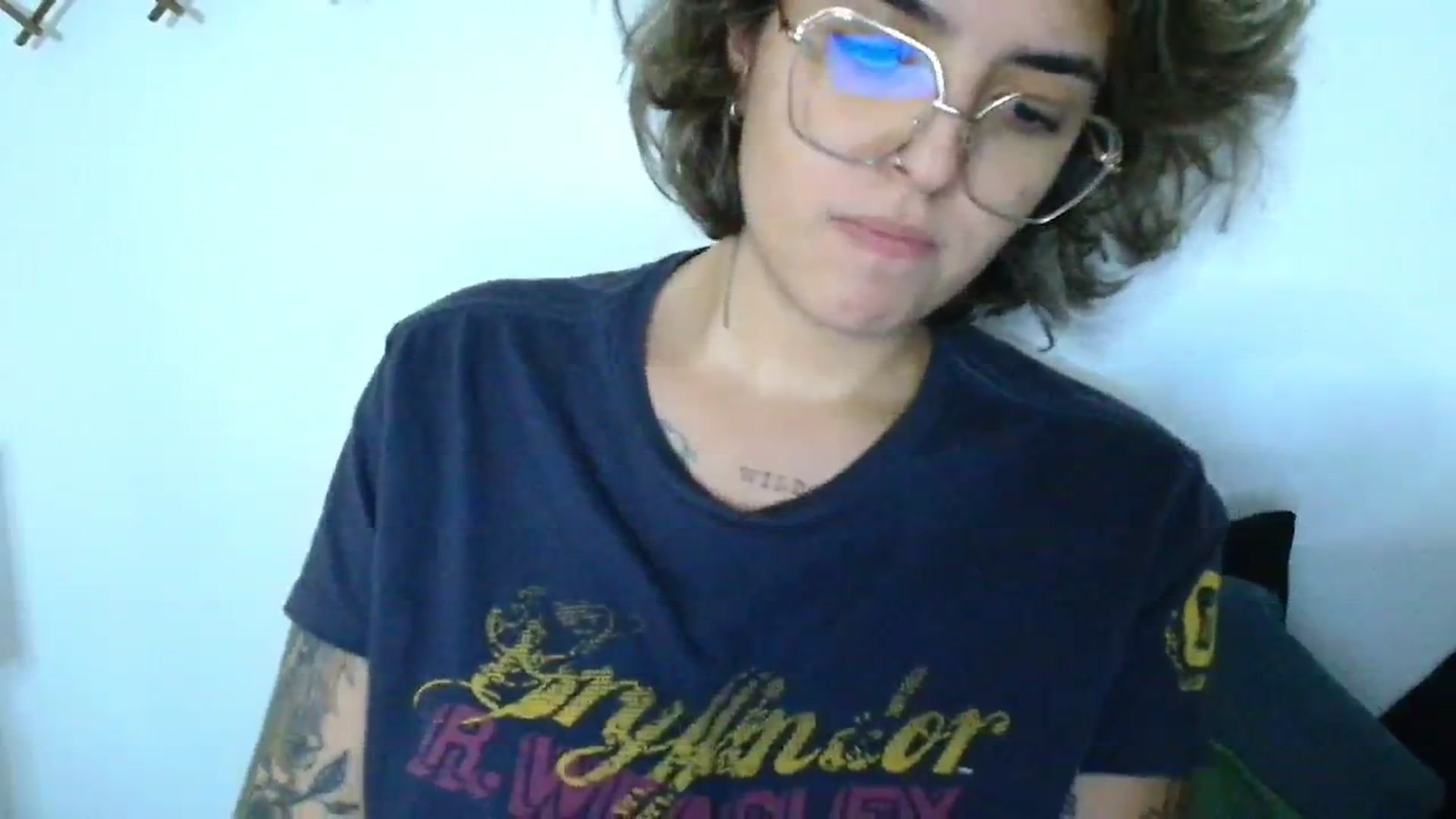 Gallery image thumbnail from QueensNYC's myfreecams stream on, 12/26/2024, 21:12 image 12 of 20