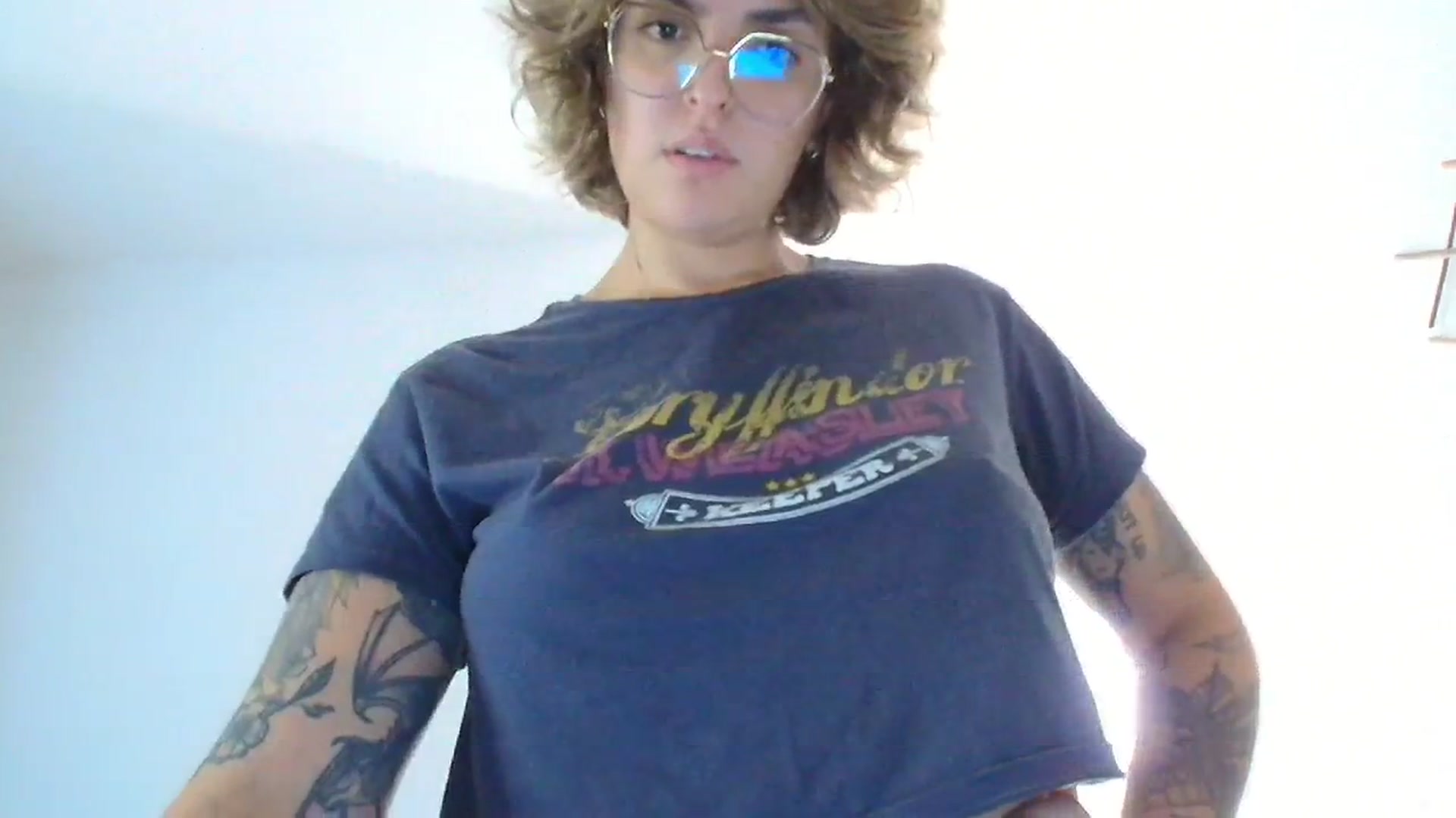Gallery image thumbnail from QueensNYC's myfreecams stream on, 01/10/2025, 19:37 image 5 of 20