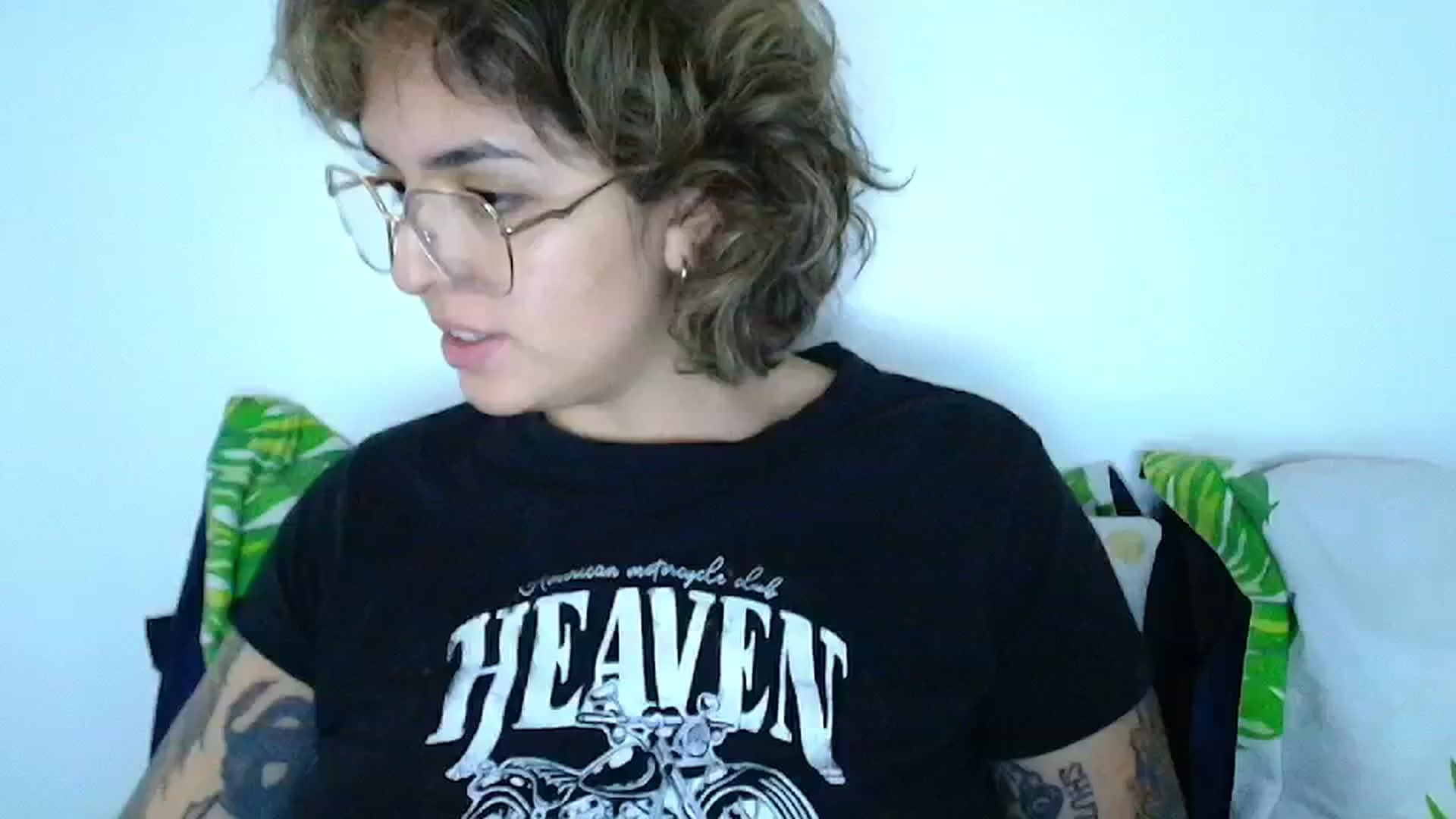 Gallery image thumbnail from QueensNYC's myfreecams stream on, 01/20/2025, 15:22 image 10 of 20