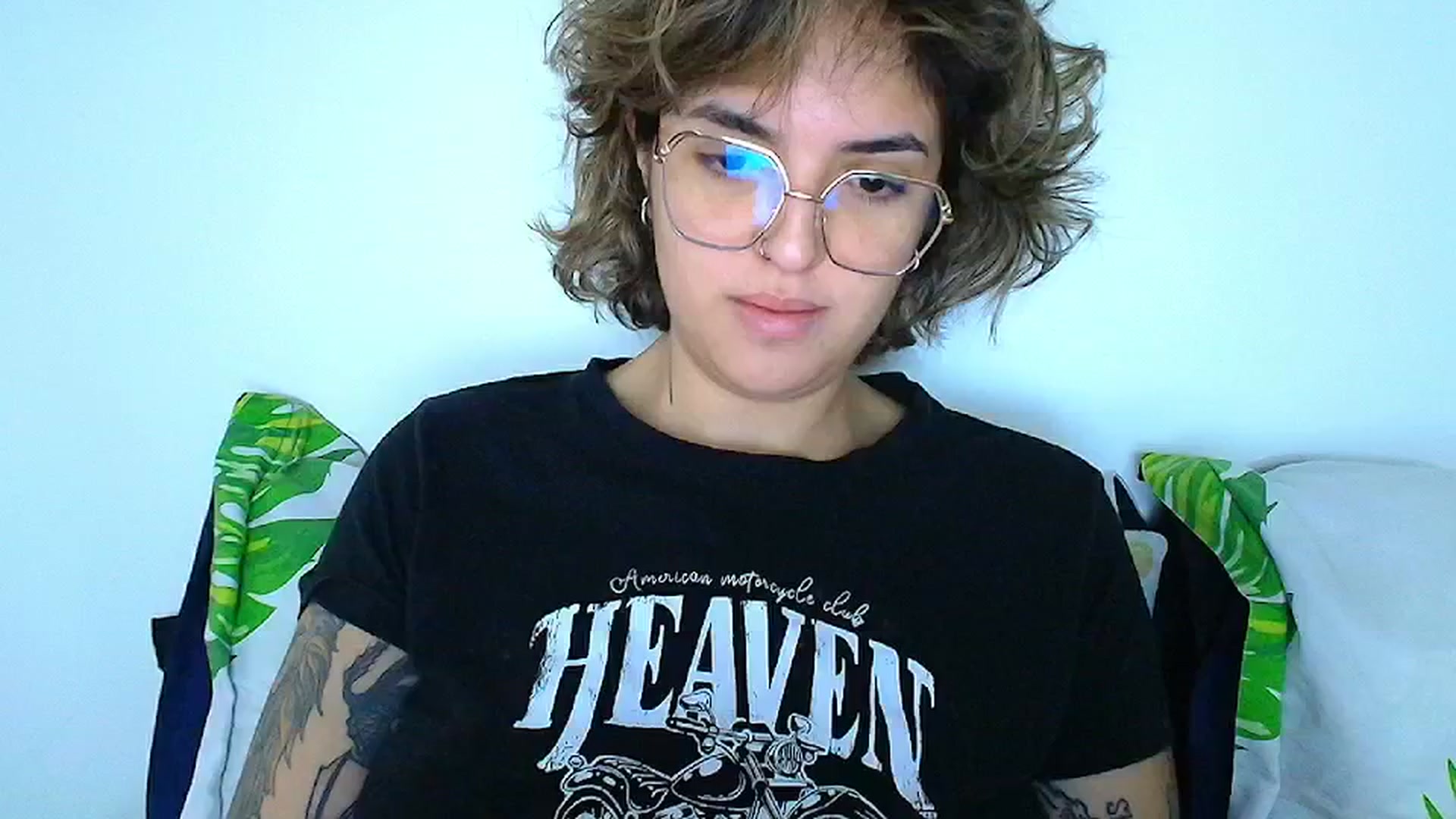 Gallery image thumbnail from QueensNYC's myfreecams stream on, 01/20/2025, 15:22 image 12 of 20