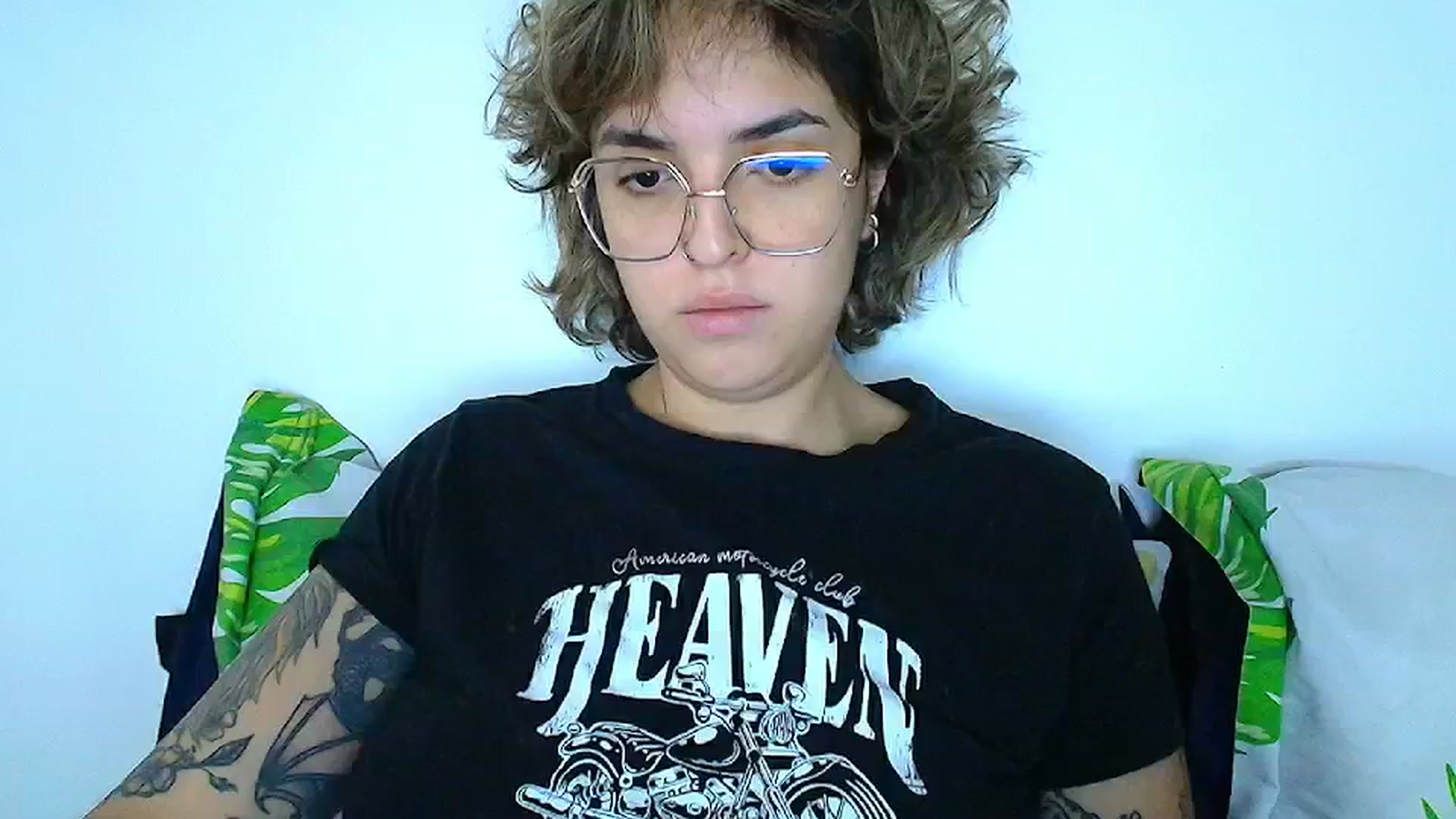 Gallery image thumbnail from QueensNYC's myfreecams stream on, 01/20/2025, 15:22 image 16 of 20