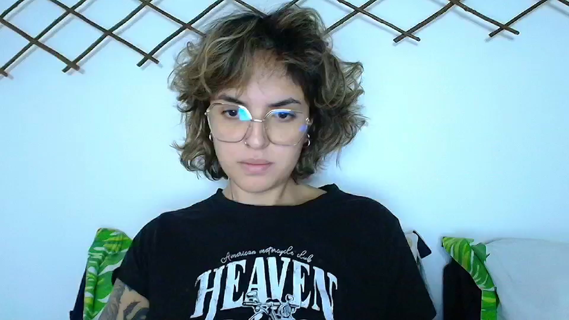 Gallery image thumbnail from QueensNYC's myfreecams stream on, 01/20/2025, 15:22 image 8 of 20