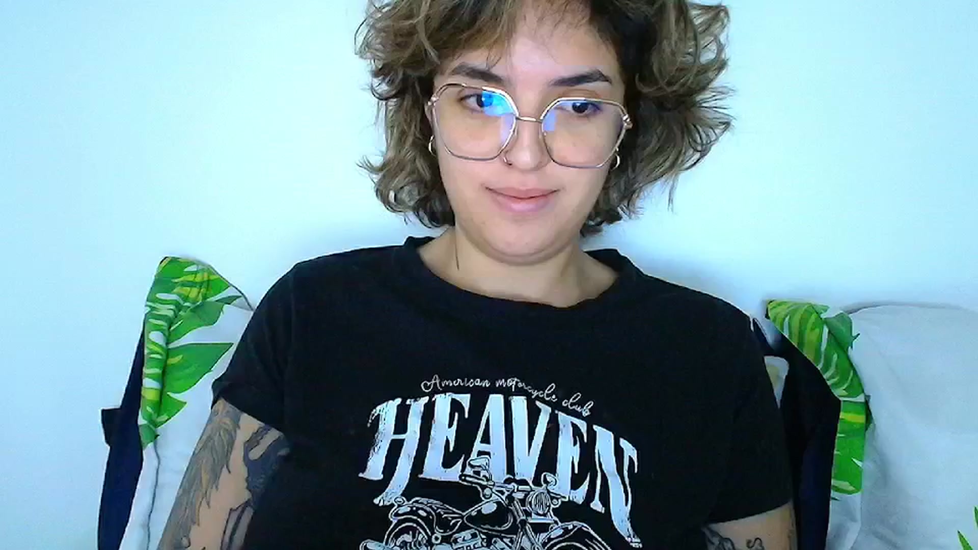 Gallery image thumbnail from QueensNYC's myfreecams stream on, 01/20/2025, 15:22 image 13 of 20