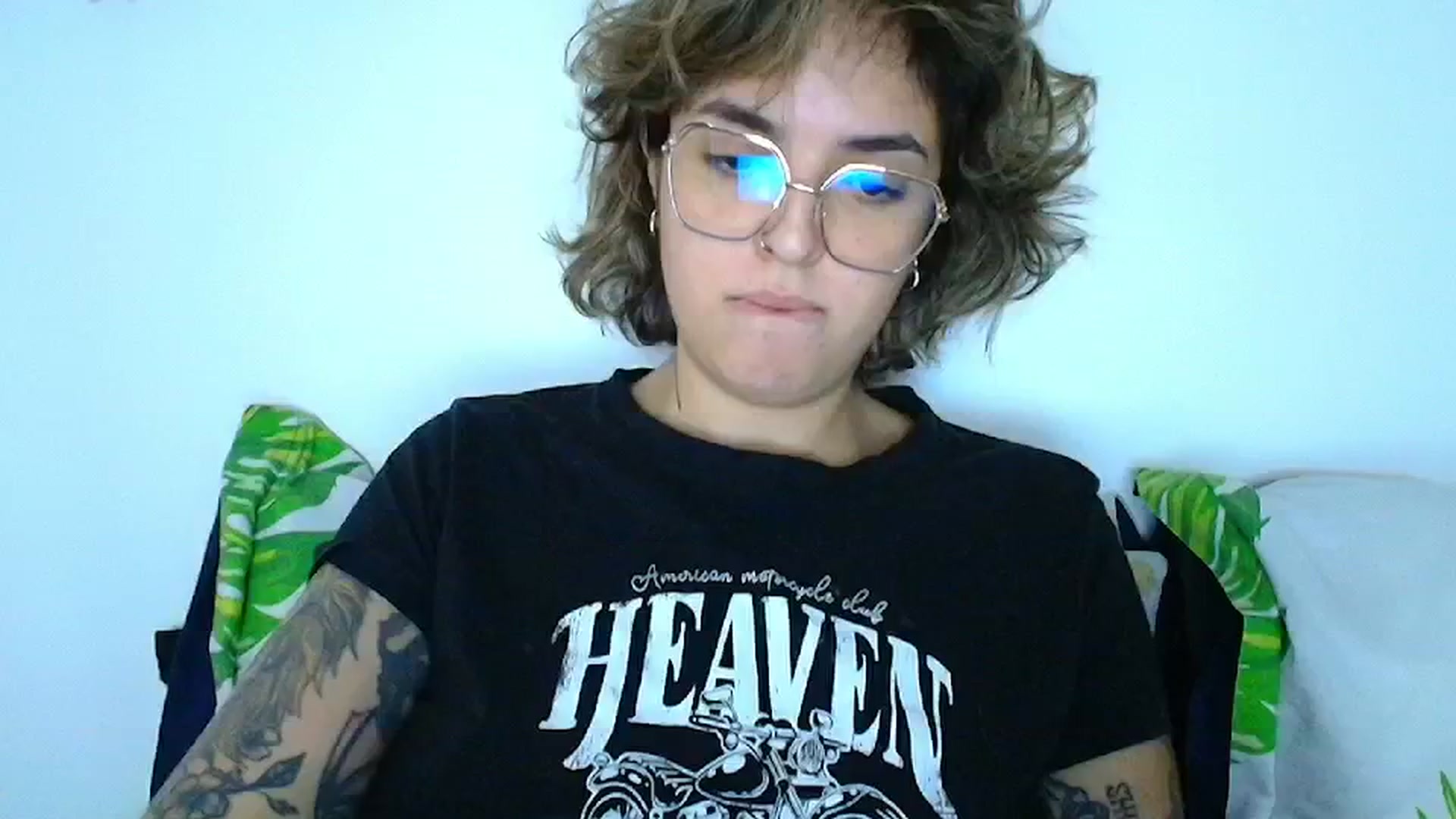 Gallery image thumbnail from QueensNYC's myfreecams stream on, 01/20/2025, 15:22 image 14 of 20