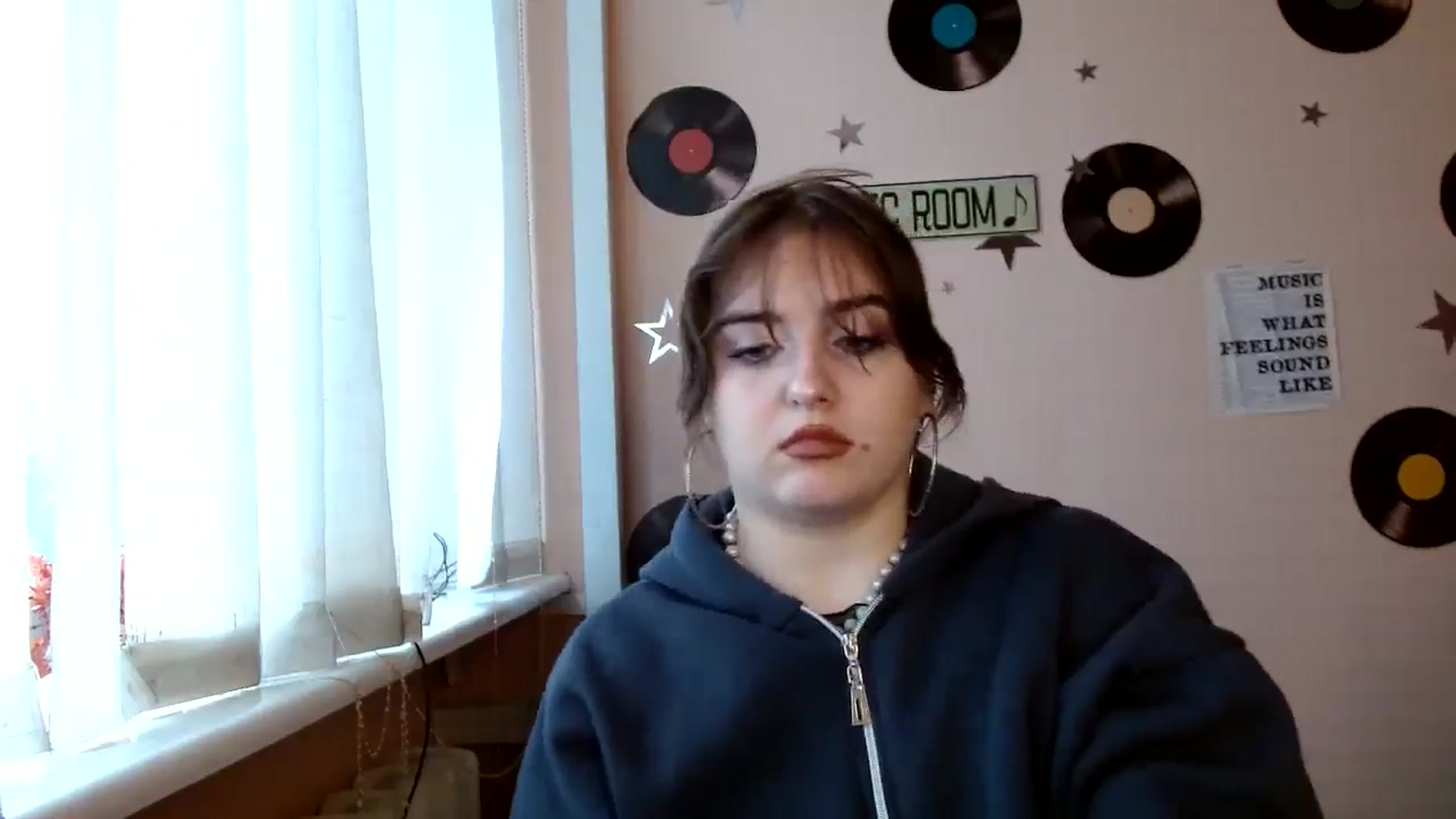 Gallery image thumbnail from QuinOfLove's myfreecams stream on, 11/27/2025, 13:01 image 7 of 20