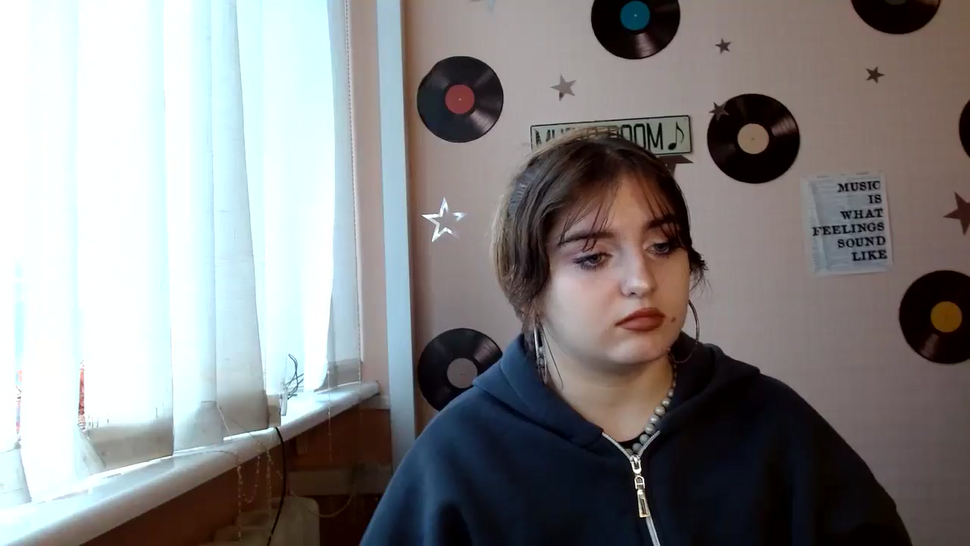 Gallery image thumbnail from QuinOfLove's myfreecams stream on, 11/27/2025, 13:01 image 5 of 20