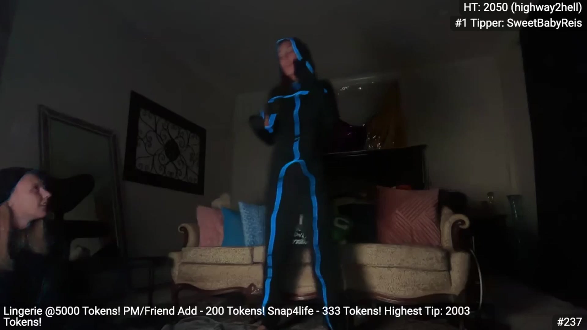 Gallery image thumbnail from QuinnBlighe's myfreecams stream on, 10/31/2025, 12:00 image 3 of 20