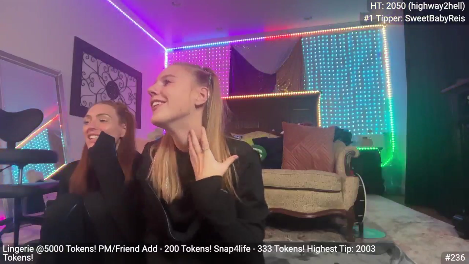 Gallery image thumbnail from QuinnBlighe's myfreecams stream on, 10/31/2025, 12:00 image 16 of 20