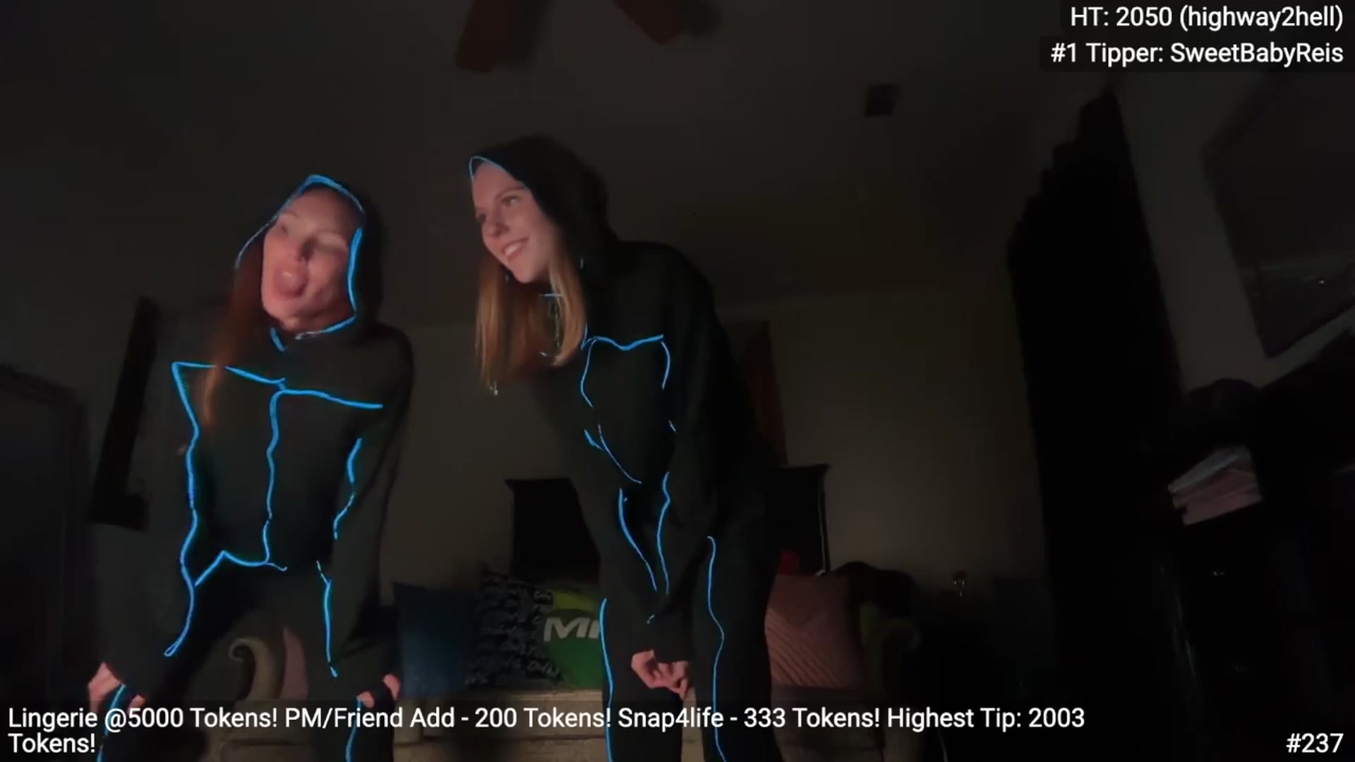 Gallery image thumbnail from QuinnBlighe's myfreecams stream on, 10/31/2025, 12:00 image 2 of 20