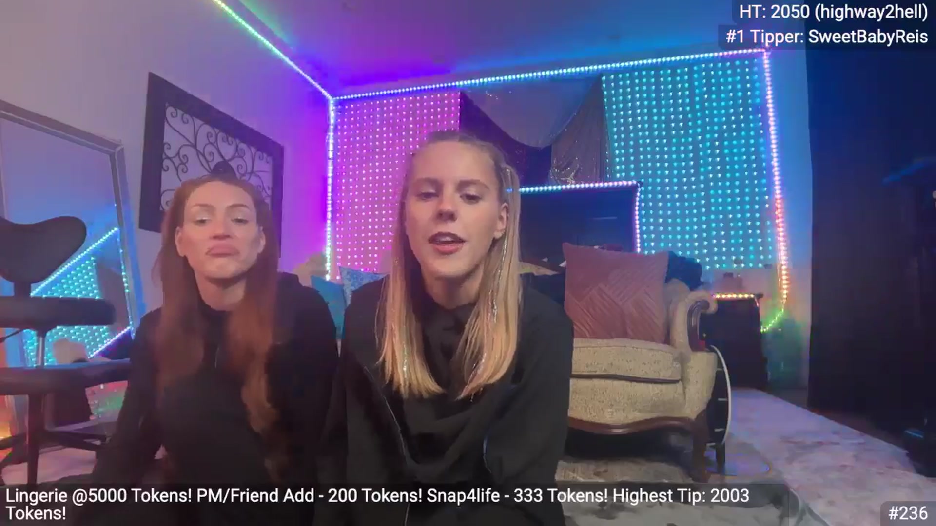 Gallery image thumbnail from QuinnBlighe's myfreecams stream on, 10/31/2025, 12:00 image 18 of 20