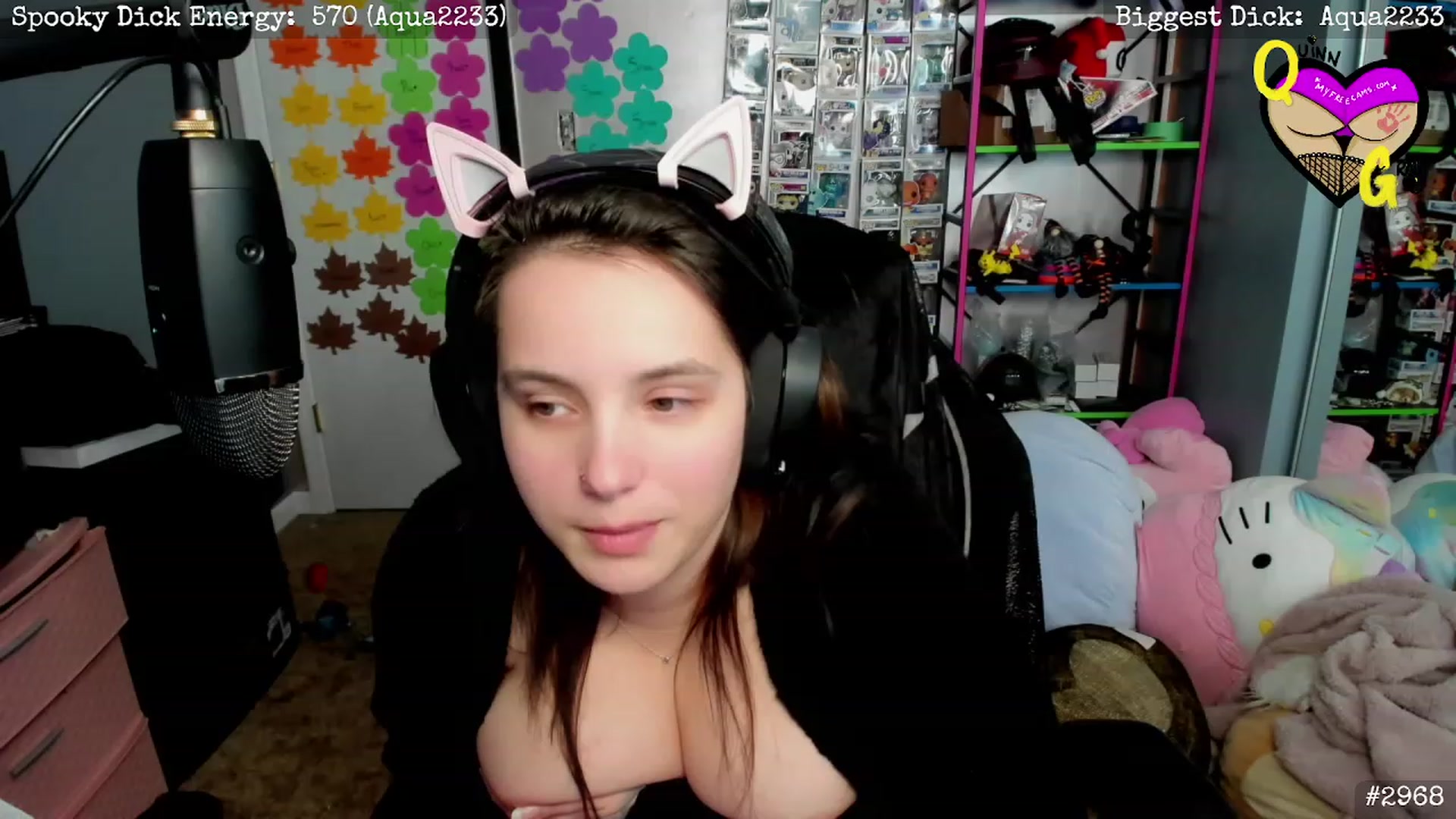 Gallery image thumbnail from QuinnGray's myfreecams stream on, 12/08/2022, 05:41 image 20 of 20