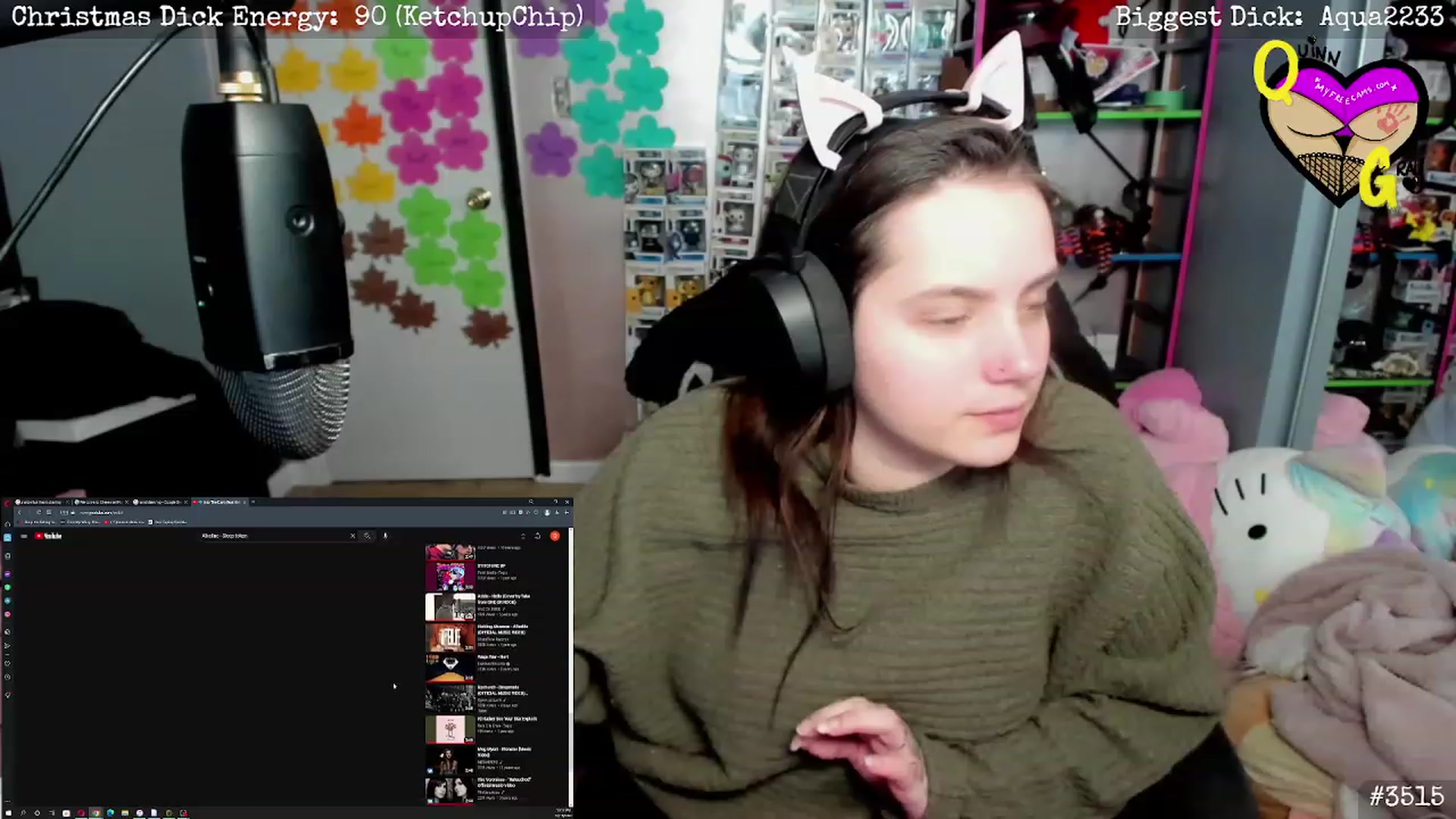 Gallery image thumbnail from QuinnGray's myfreecams stream on, 12/20/2022, 04:43 image 4 of 20