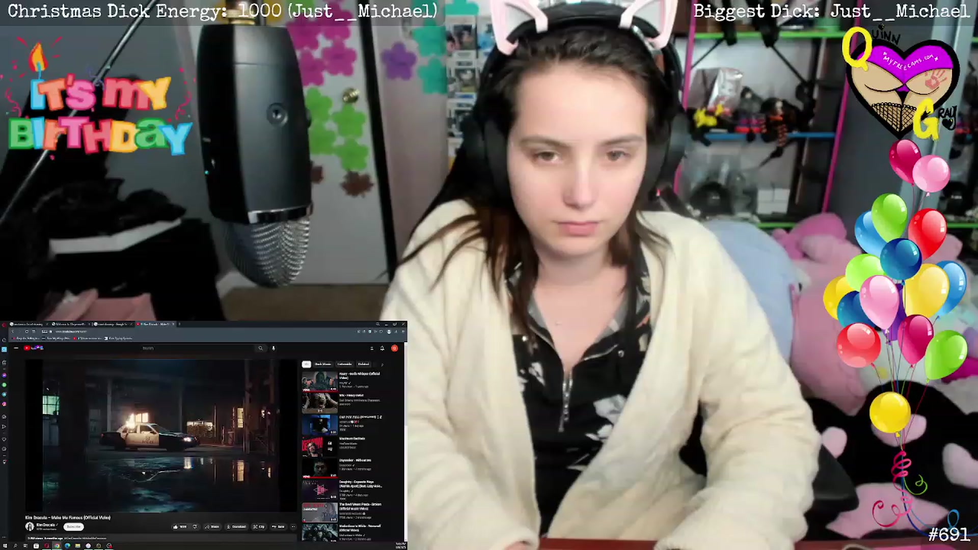 Gallery image thumbnail from QuinnGray's myfreecams stream on, 01/10/2023, 04:13 image 10 of 20