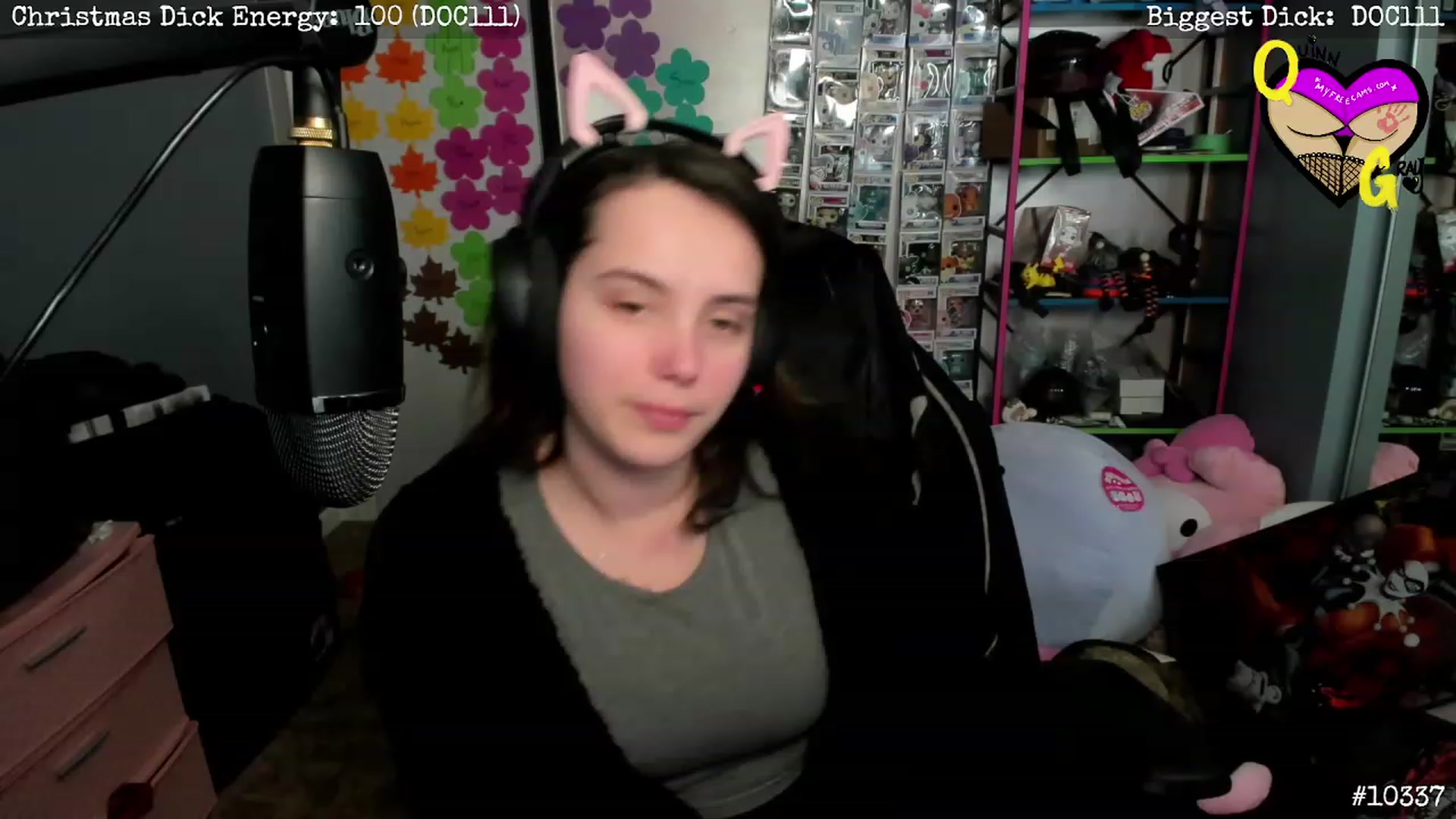 Gallery image thumbnail from QuinnGray's myfreecams stream on, 02/15/2023, 04:00 image 1 of 20
