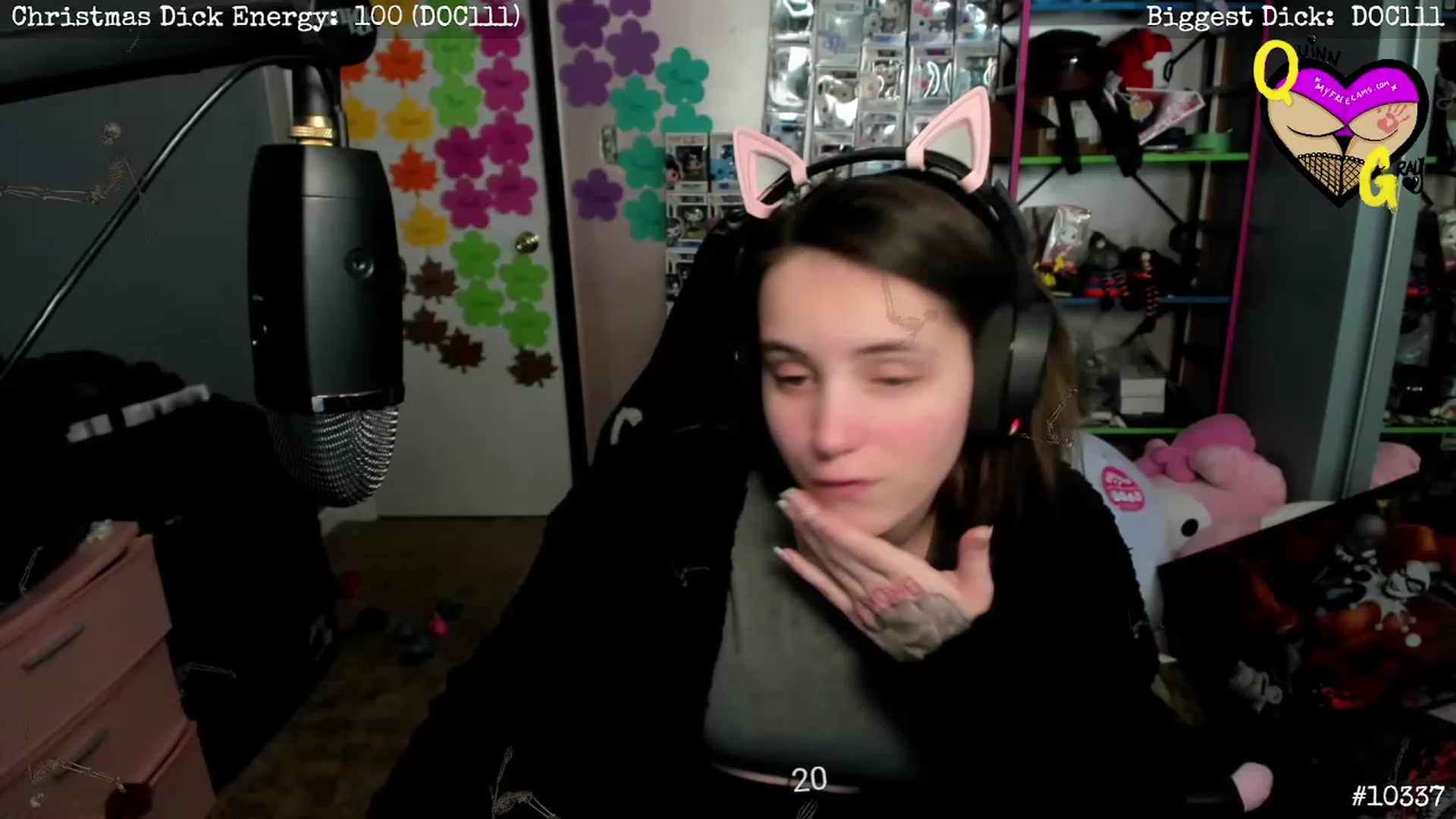 Gallery image thumbnail from QuinnGray's myfreecams stream on, 02/15/2023, 04:00 image 2 of 20