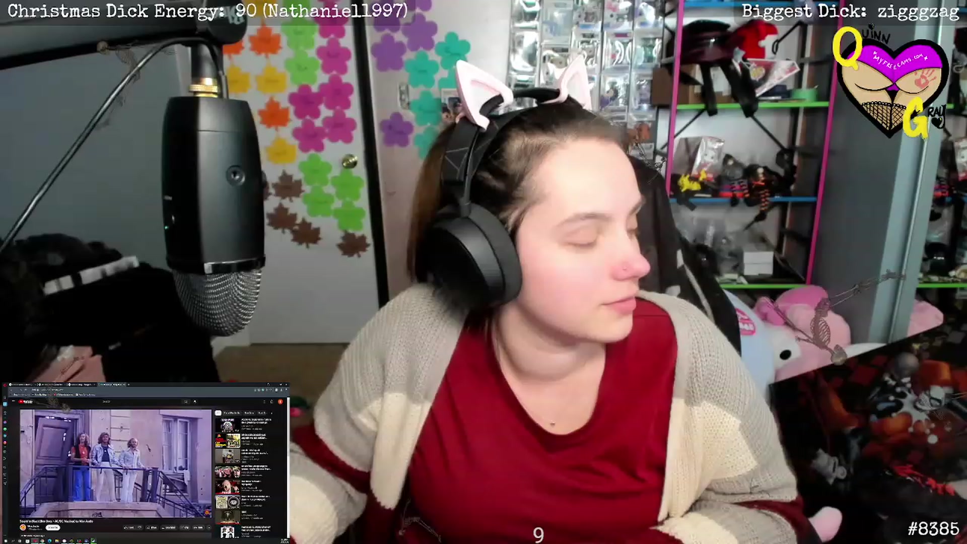 Gallery image thumbnail from QuinnGray's myfreecams stream on, 03/16/2023, 01:56 image 8 of 20