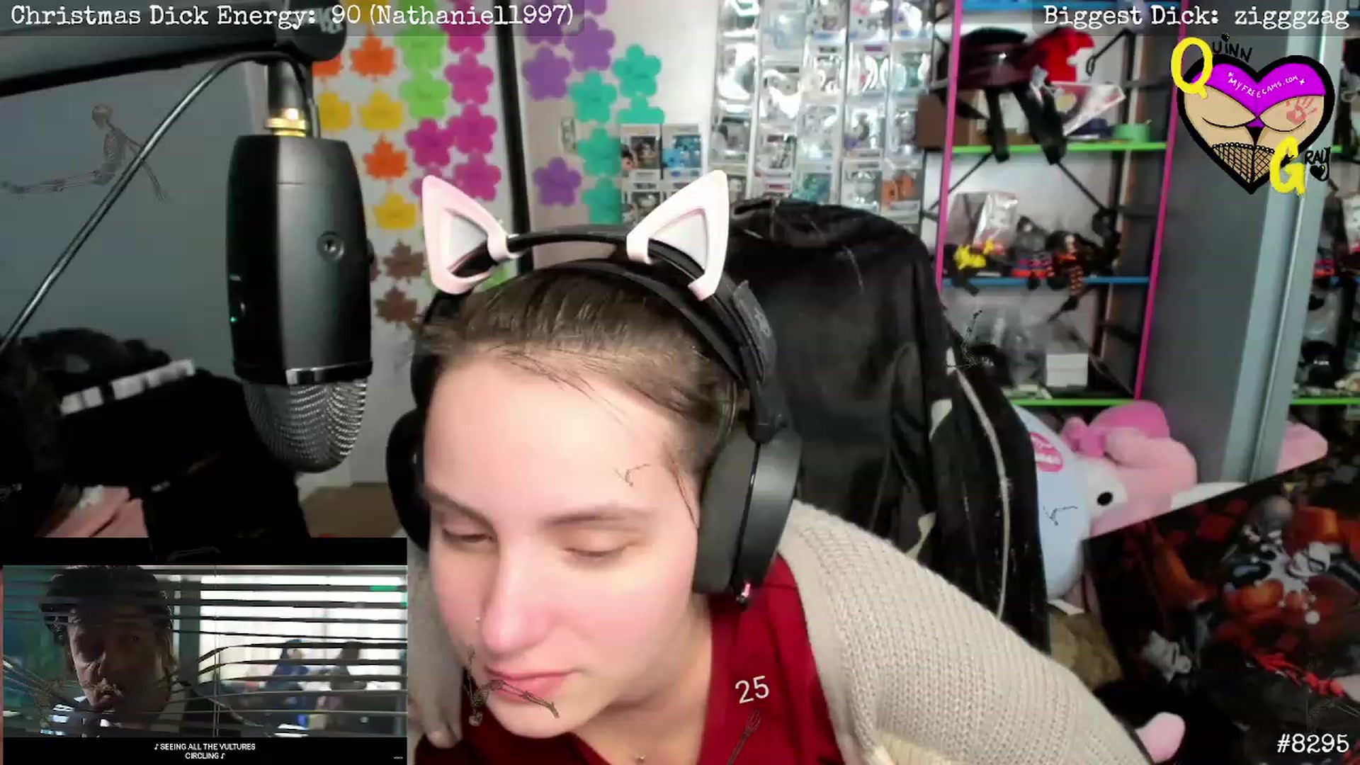 Gallery image thumbnail from QuinnGray's myfreecams stream on, 03/16/2023, 01:56 image 9 of 20
