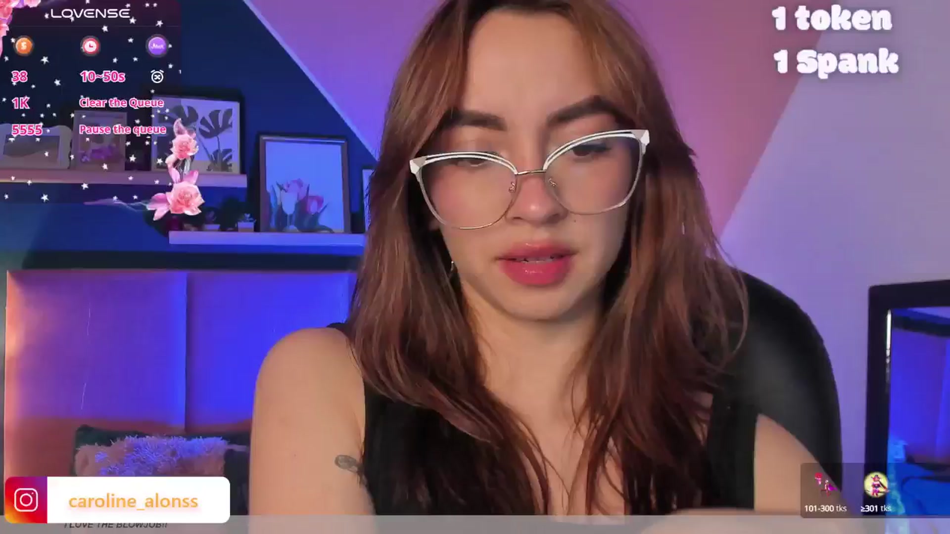 Gallery image thumbnail from Quinn_hart's myfreecams stream on, 11/09/2024, 03:46 image 12 of 20