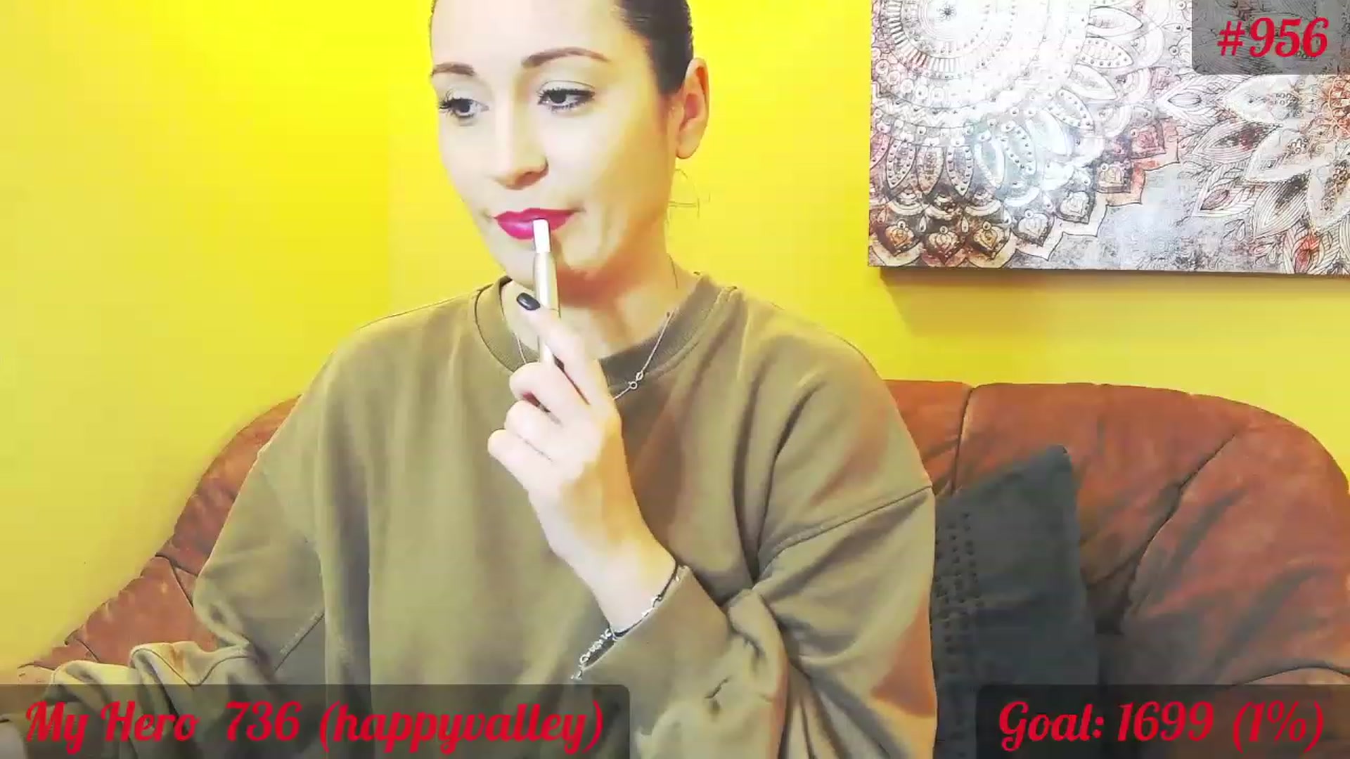 Gallery image thumbnail from QuinnieSmile's myfreecams stream on, 11/18/2022, 13:00 image 2 of 20