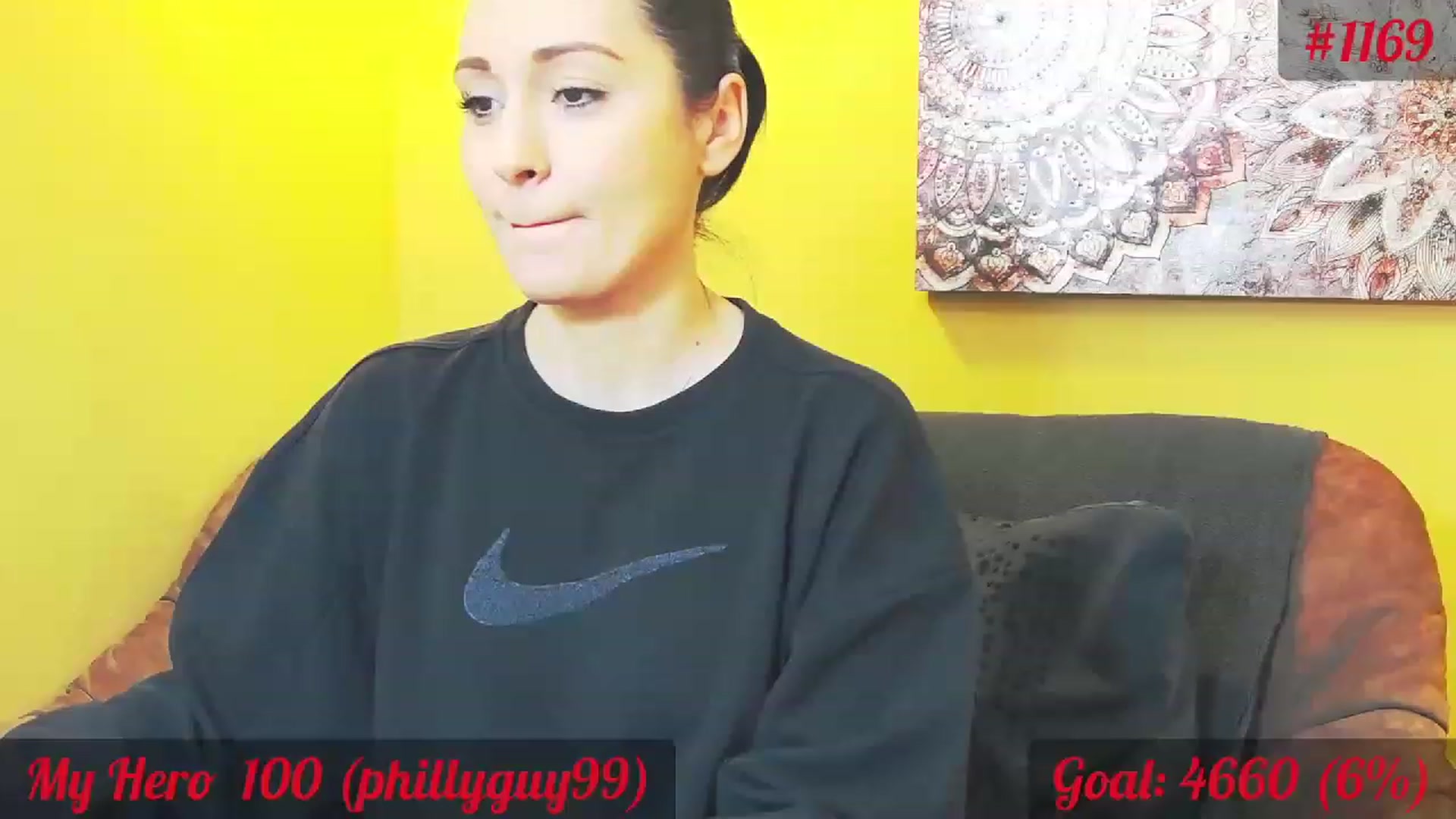 Gallery image thumbnail from QuinnieSmile's myfreecams stream on, 11/23/2022, 13:11 image 13 of 20