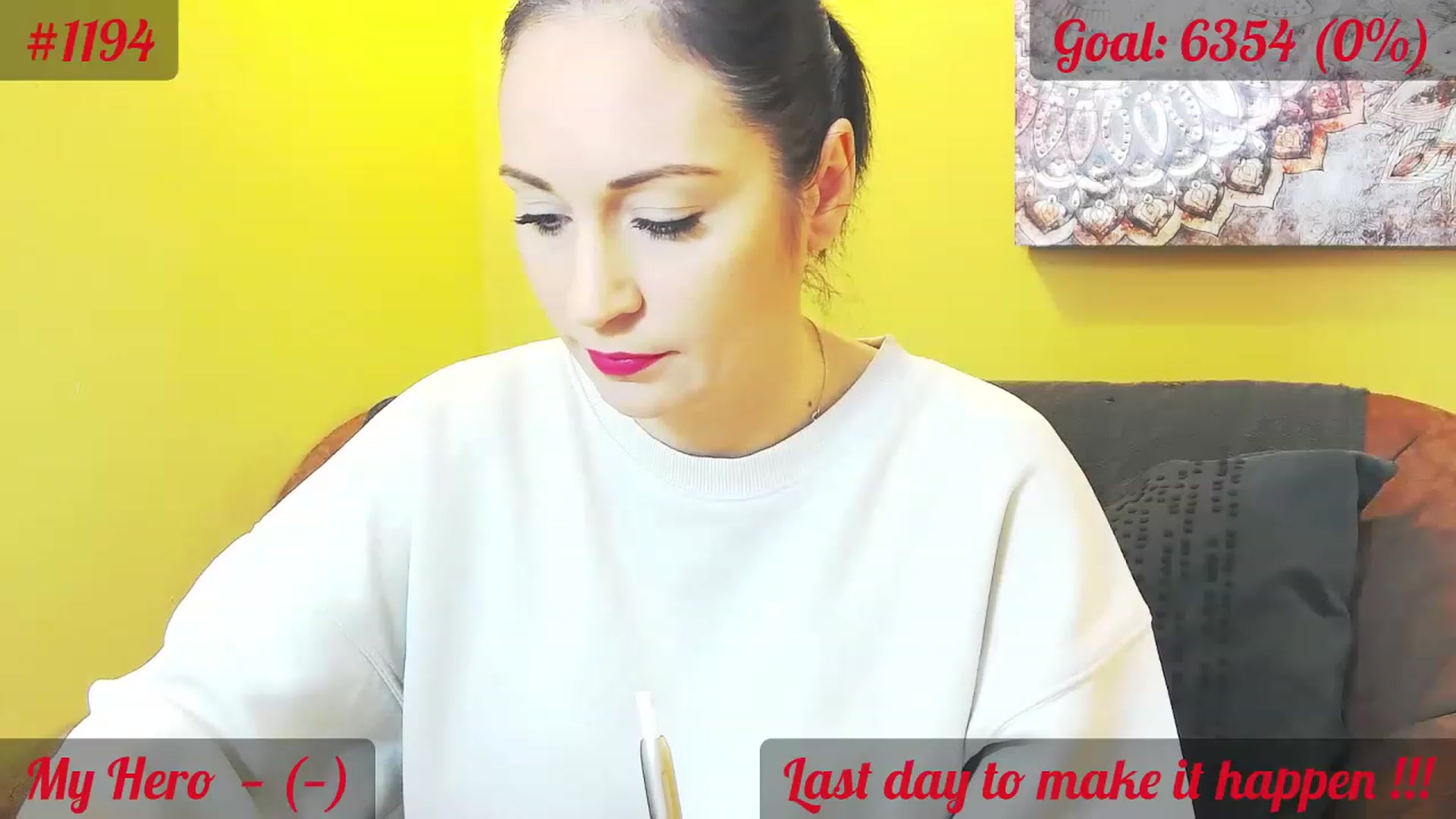 Gallery image thumbnail from QuinnieSmile's myfreecams stream on, 11/29/2022, 09:56 image 8 of 20