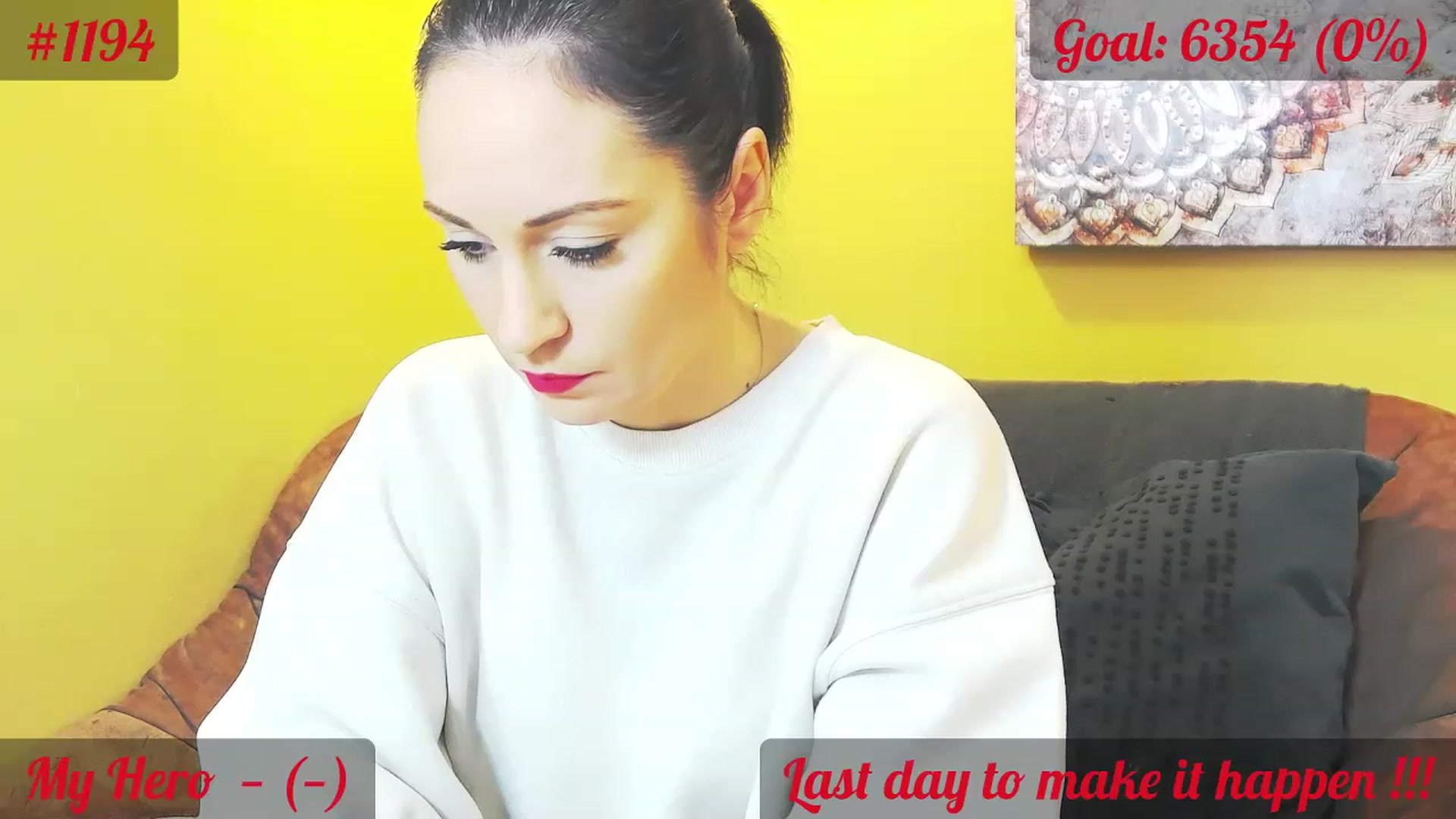 Gallery image thumbnail from QuinnieSmile's myfreecams stream on, 11/29/2022, 09:56 image 7 of 20