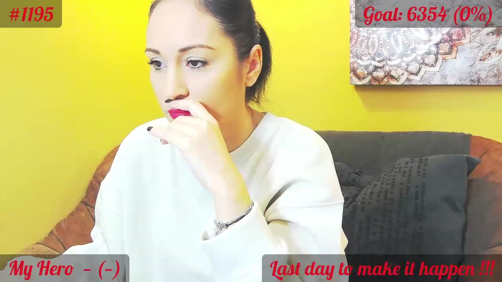 Gallery image thumbnail from QuinnieSmile's myfreecams stream on, 11/29/2022, 09:56 image 4 of 20