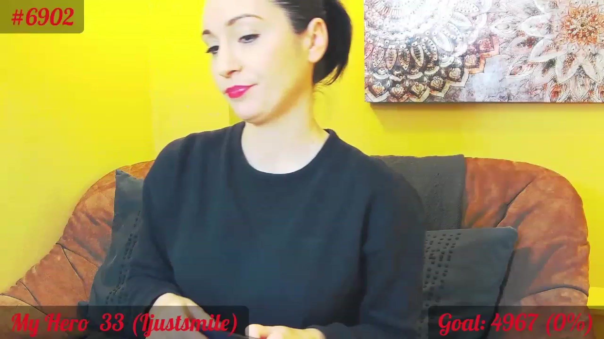 Gallery image thumbnail from QuinnieSmile's myfreecams stream on, 12/05/2022, 12:20 image 4 of 20