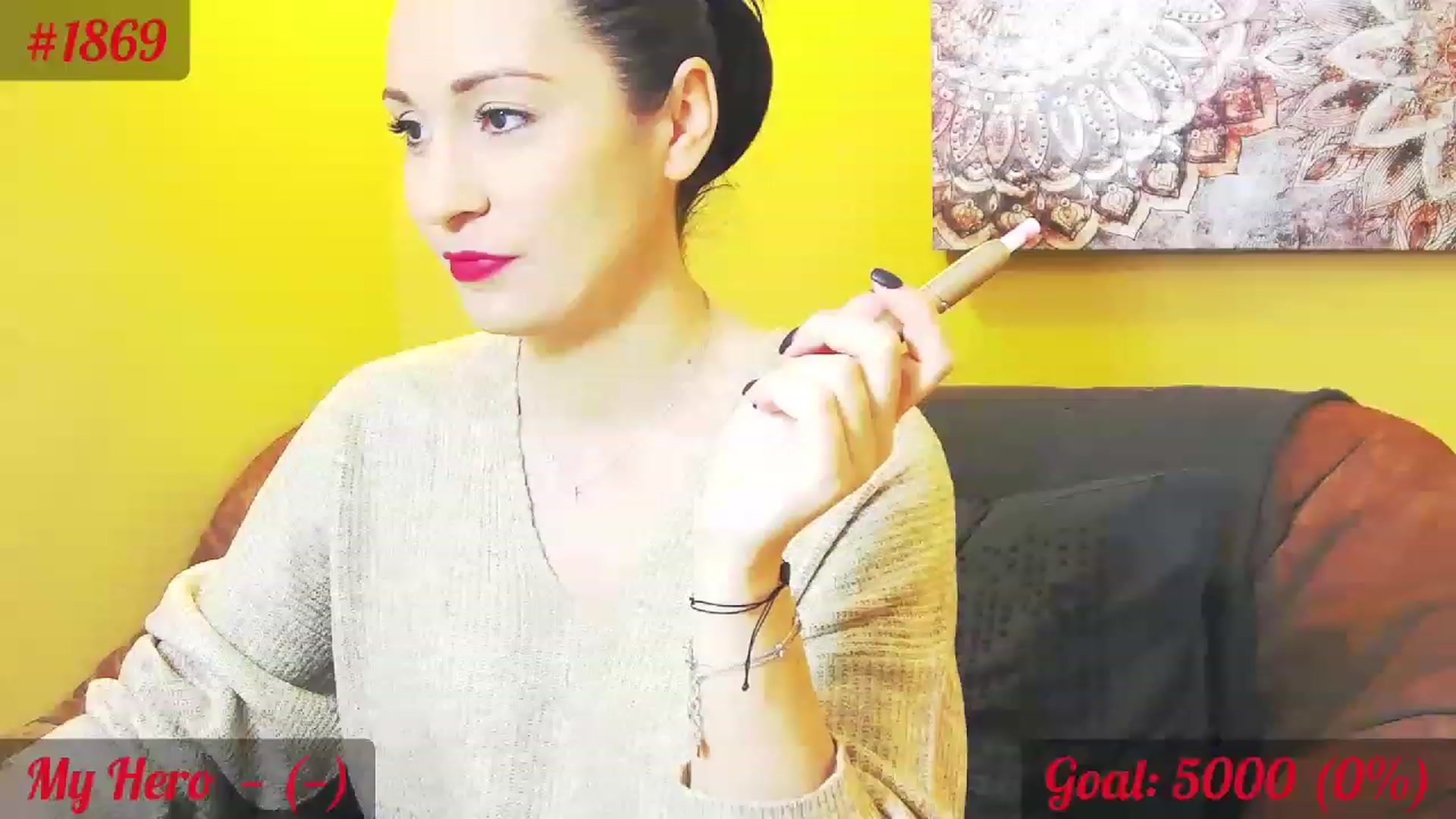 Gallery image thumbnail from QuinnieSmile's myfreecams stream on, 12/09/2022, 13:05 image 1 of 20