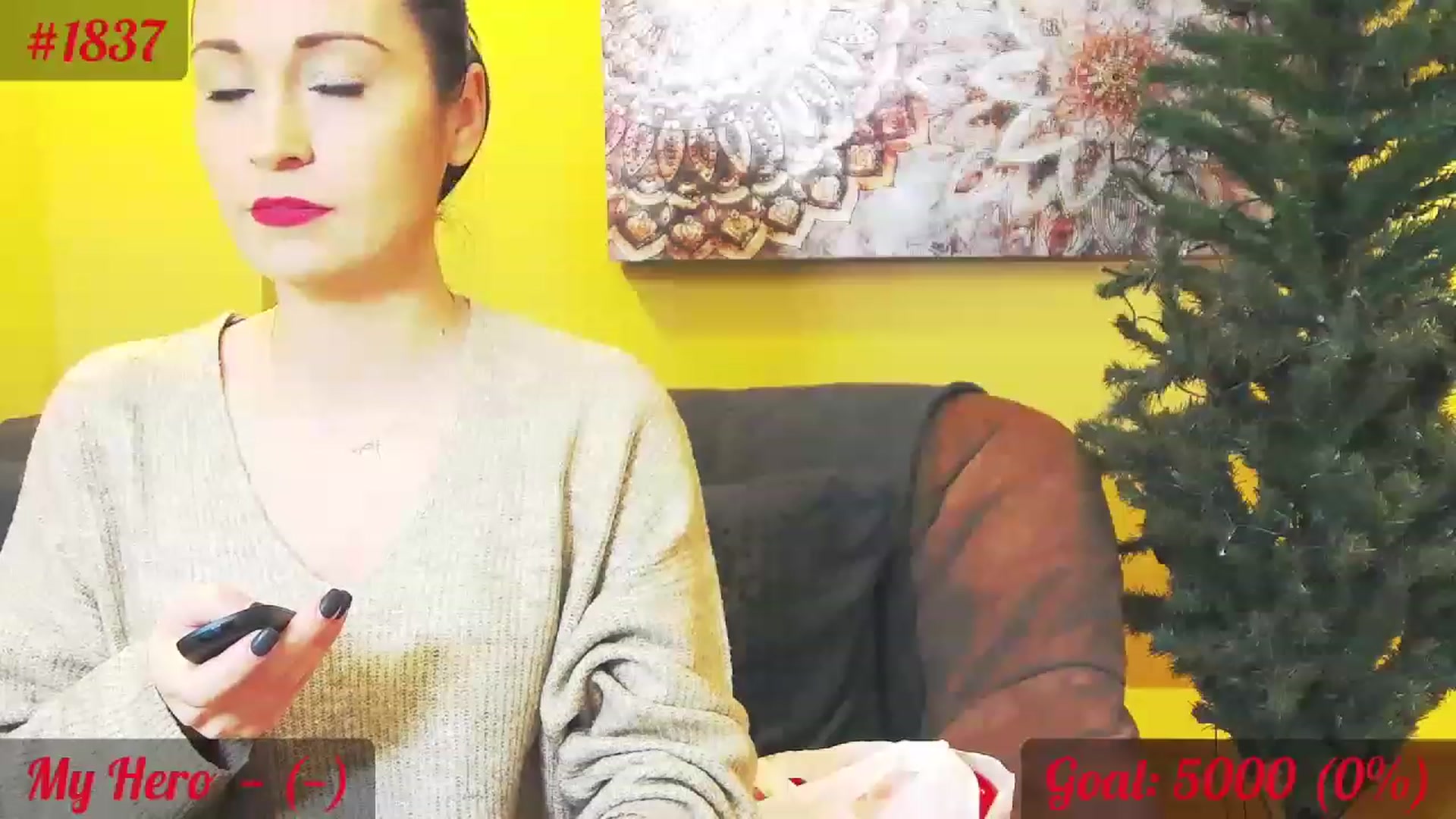 Gallery image thumbnail from QuinnieSmile's myfreecams stream on, 12/09/2022, 13:05 image 6 of 20