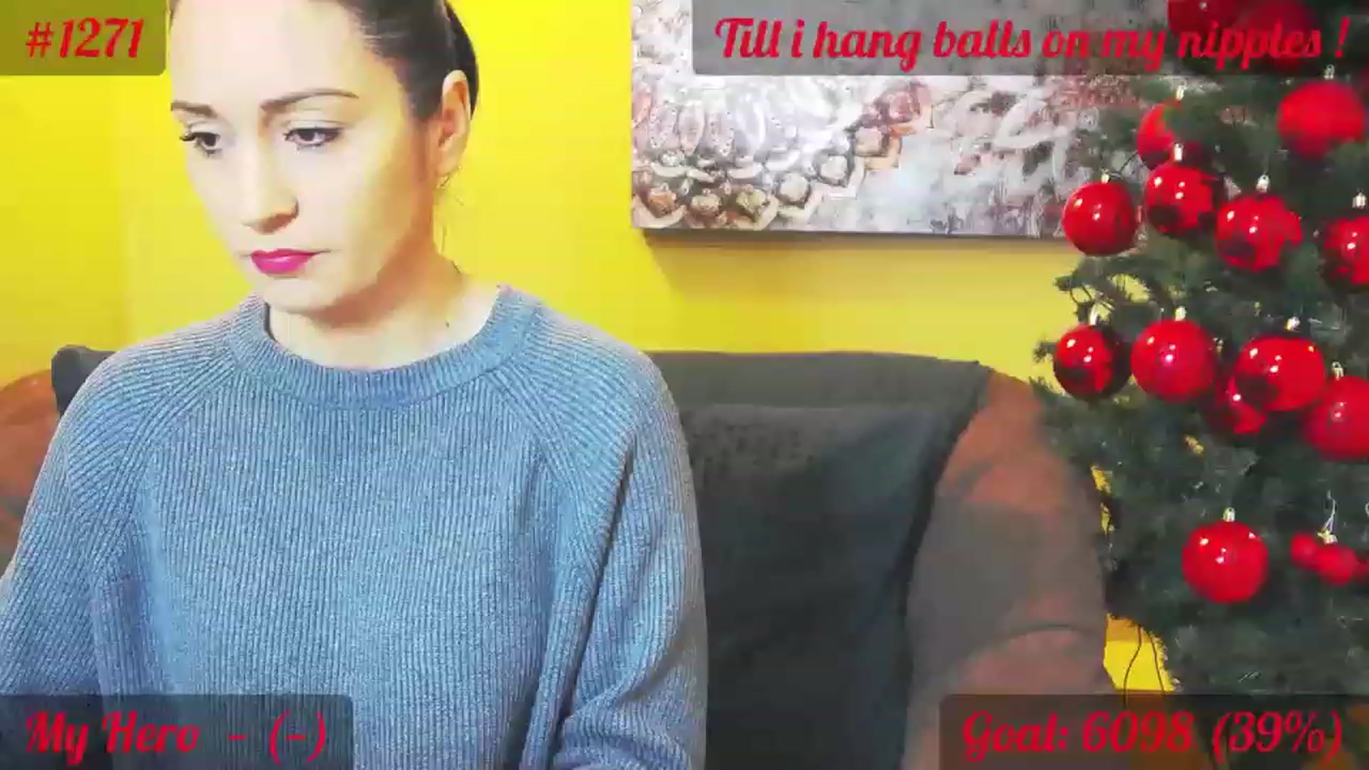 Gallery image thumbnail from QuinnieSmile's myfreecams stream on, 12/12/2022, 08:25 image 20 of 20