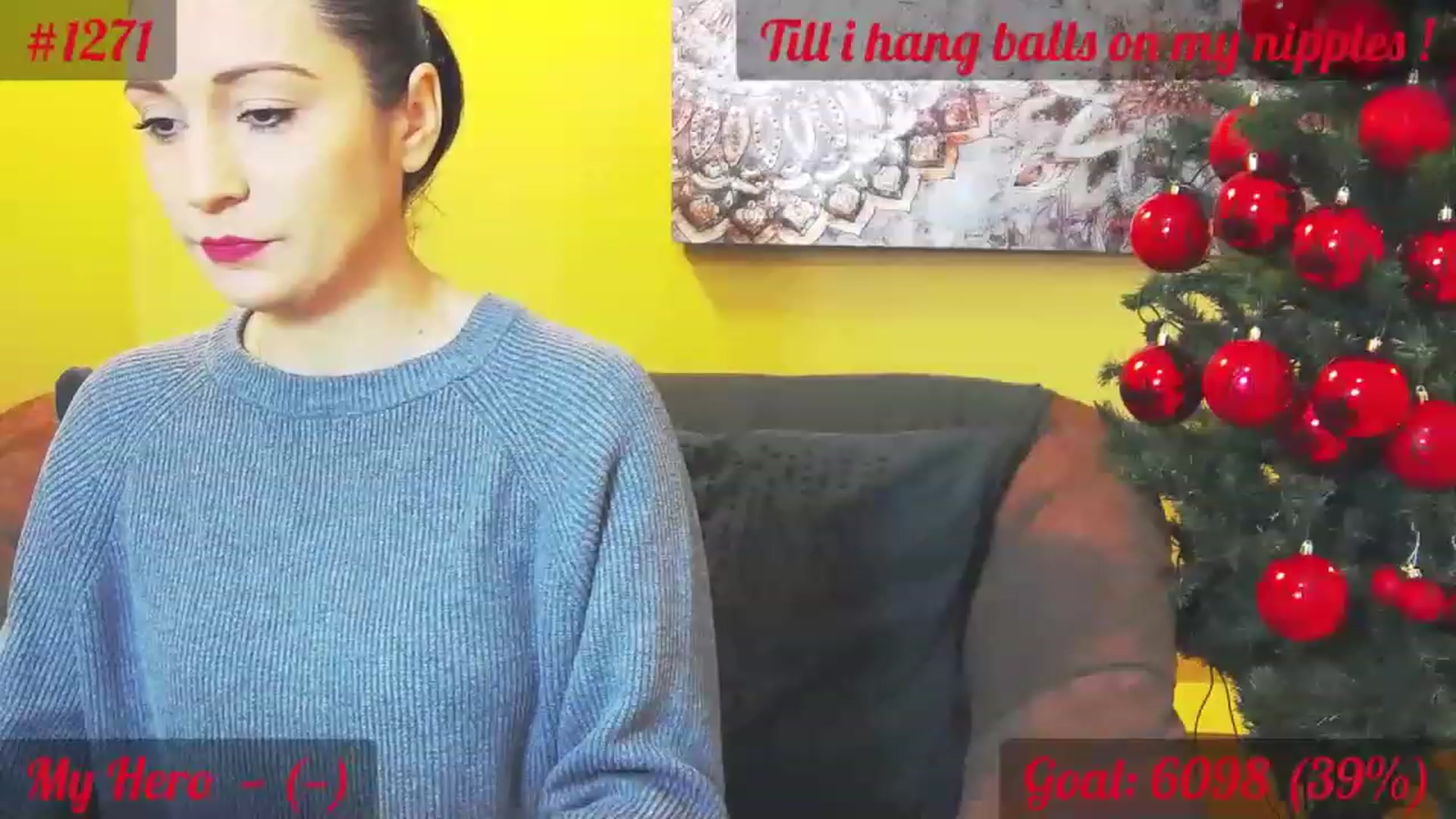 Gallery image thumbnail from QuinnieSmile's myfreecams stream on, 12/12/2022, 08:25 image 19 of 20