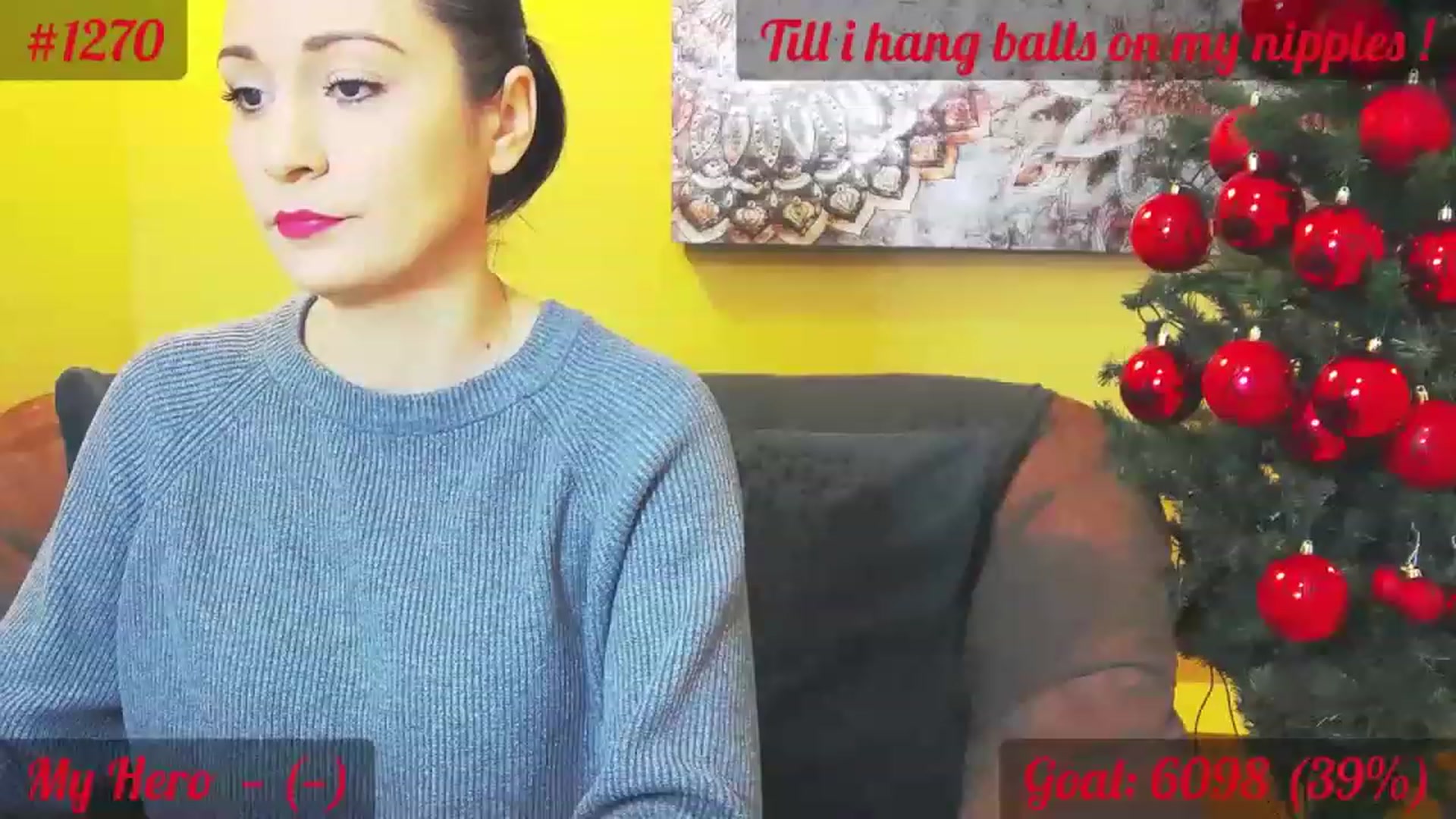 Gallery image thumbnail from QuinnieSmile's myfreecams stream on, 12/12/2022, 08:25 image 14 of 20