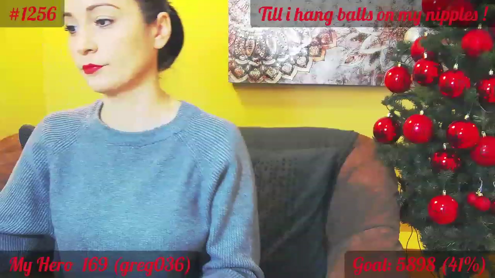 Gallery image thumbnail from QuinnieSmile's myfreecams stream on, 12/12/2022, 08:55 image 18 of 20