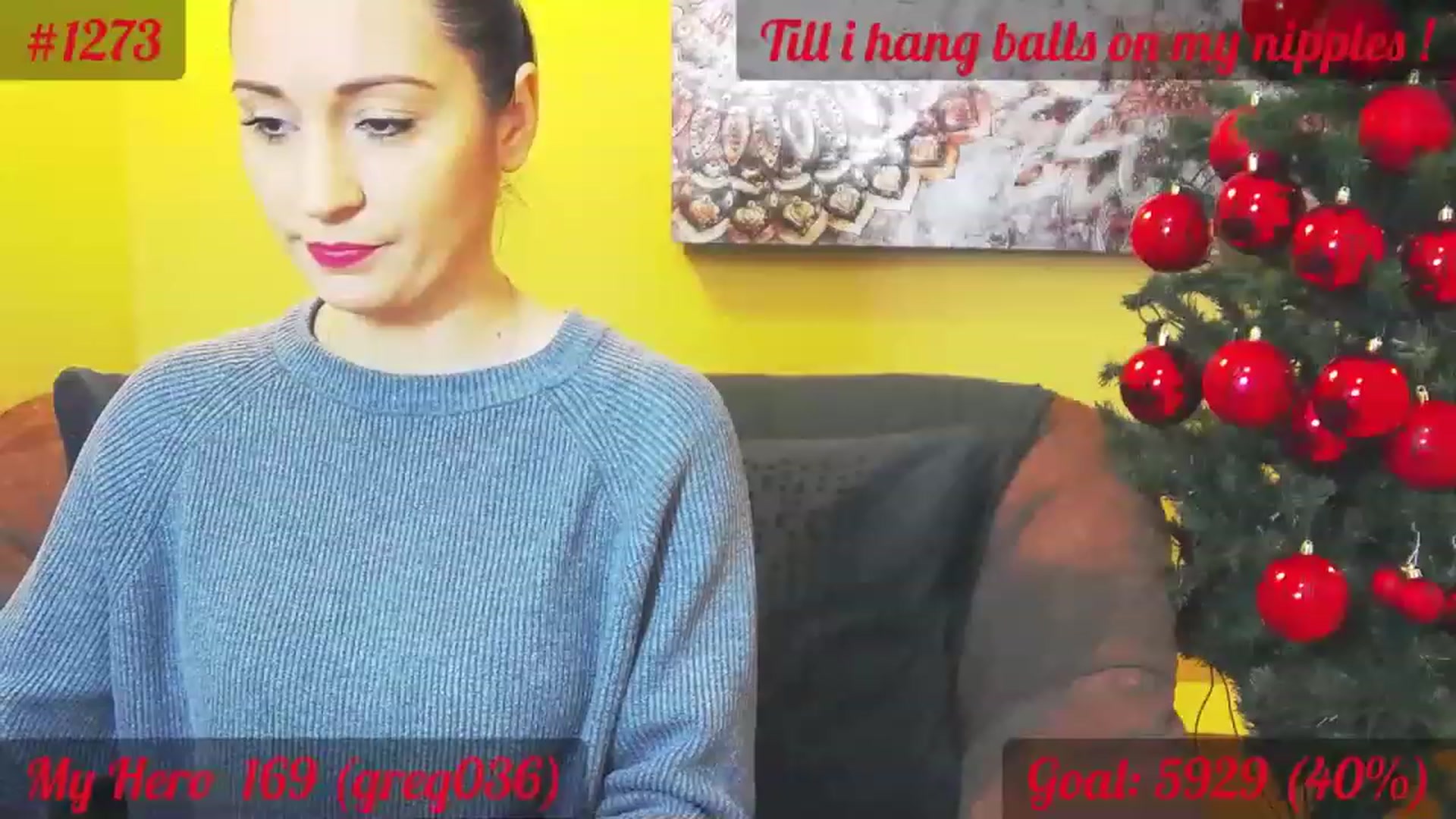 Gallery image thumbnail from QuinnieSmile's myfreecams stream on, 12/12/2022, 08:55 image 9 of 20