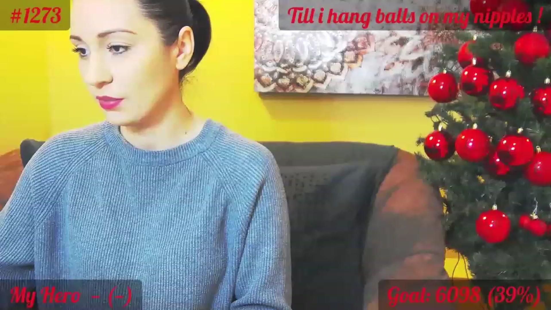 Gallery image thumbnail from QuinnieSmile's myfreecams stream on, 12/12/2022, 08:55 image 5 of 20