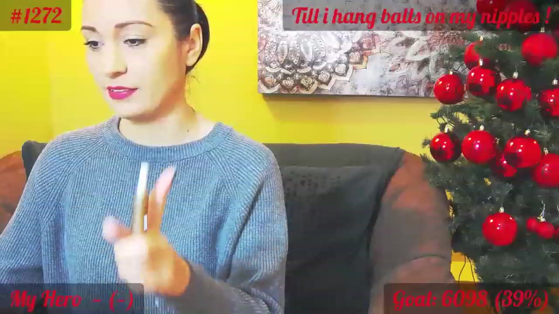 Gallery image thumbnail from QuinnieSmile's myfreecams stream on, 12/12/2022, 08:55 image 2 of 20