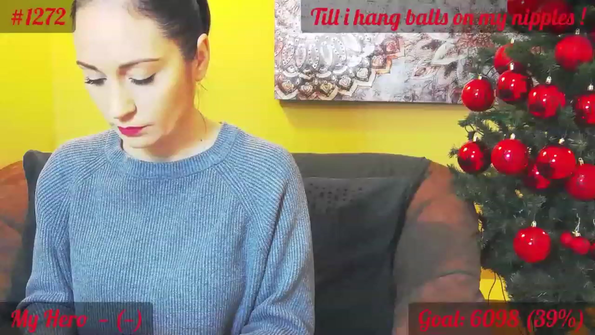 Gallery image thumbnail from QuinnieSmile's myfreecams stream on, 12/12/2022, 08:55 image 3 of 20