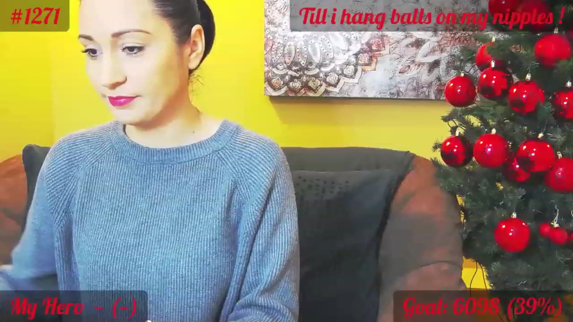 Gallery image thumbnail from QuinnieSmile's myfreecams stream on, 12/12/2022, 08:55 image 1 of 20