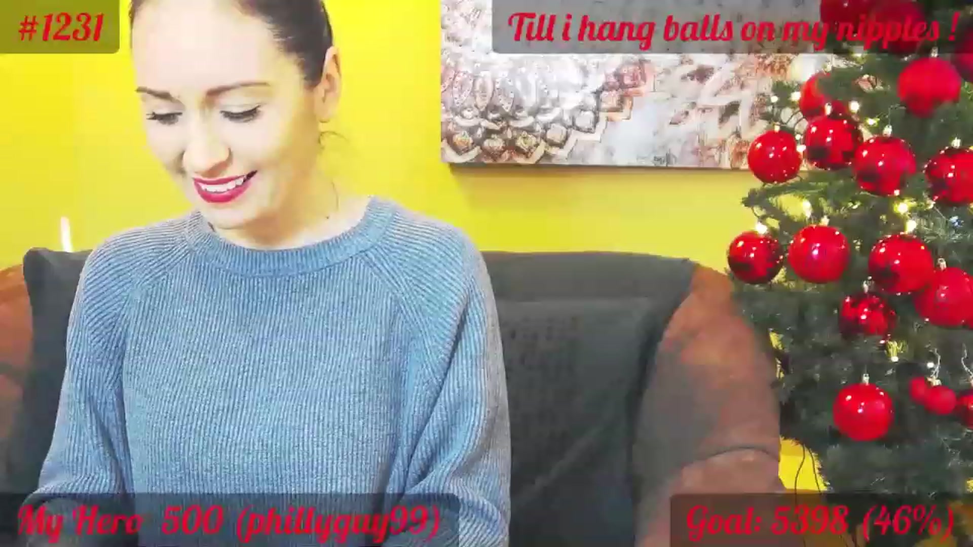 Gallery image thumbnail from QuinnieSmile's myfreecams stream on, 12/12/2022, 10:54 image 18 of 20
