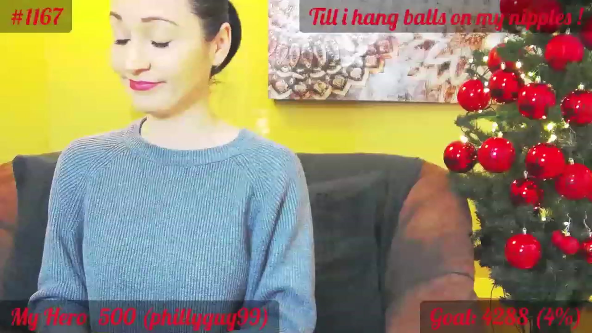 Gallery image thumbnail from QuinnieSmile's myfreecams stream on, 12/12/2022, 12:04 image 11 of 20