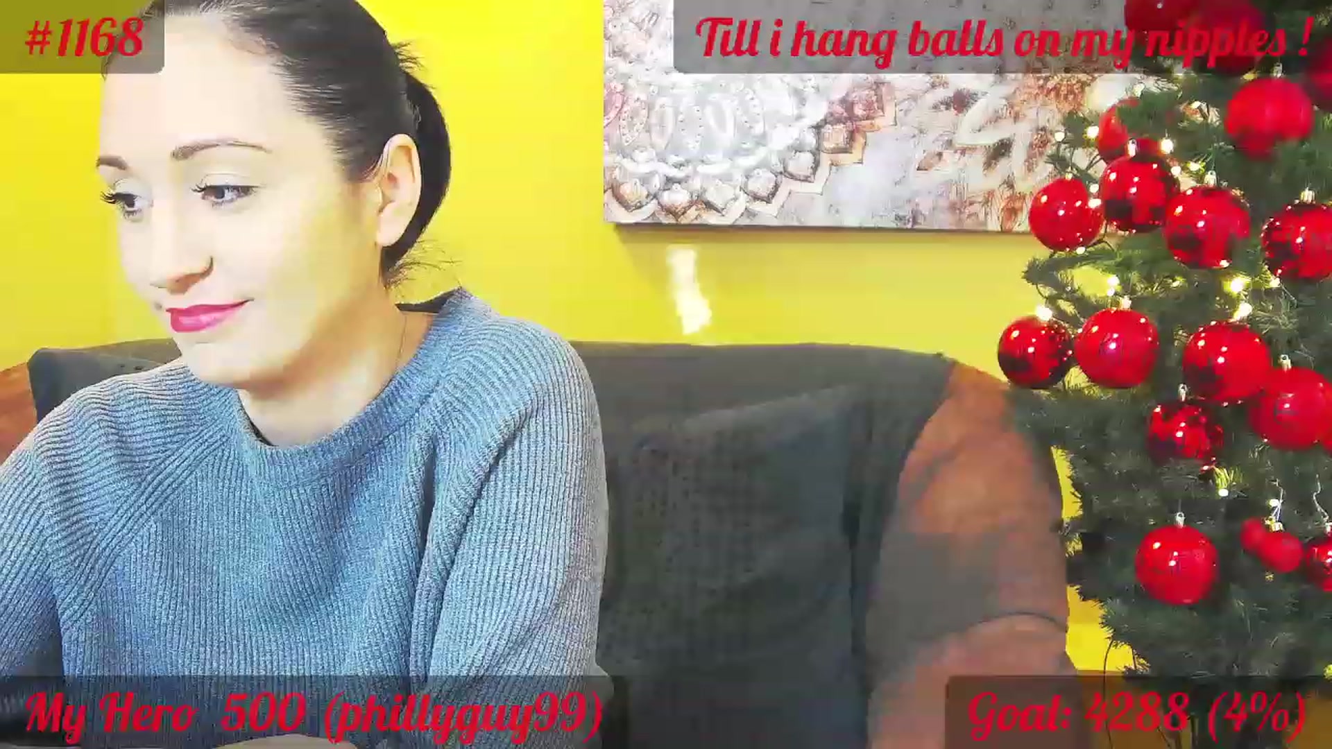 Gallery image thumbnail from QuinnieSmile's myfreecams stream on, 12/12/2022, 12:04 image 13 of 20