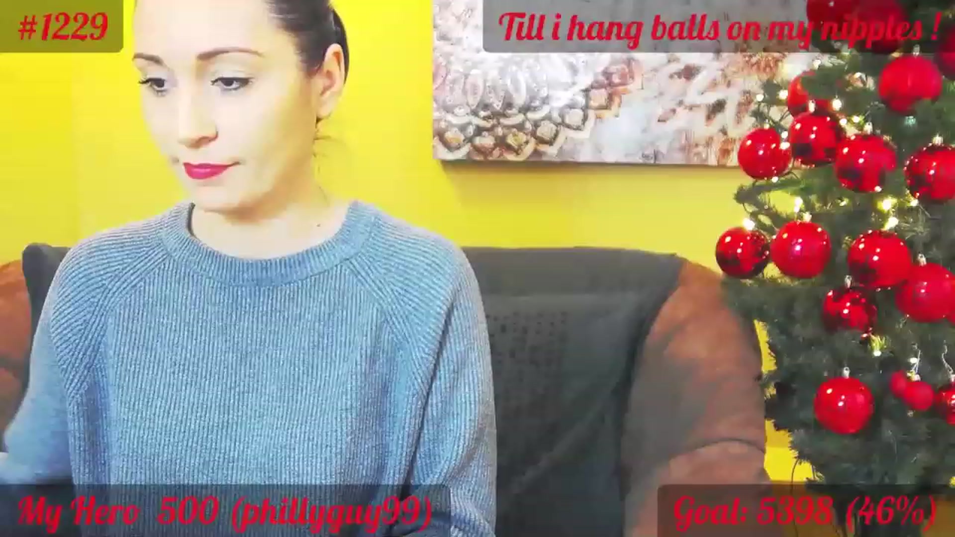 Gallery image thumbnail from QuinnieSmile's myfreecams stream on, 12/12/2022, 12:04 image 3 of 20