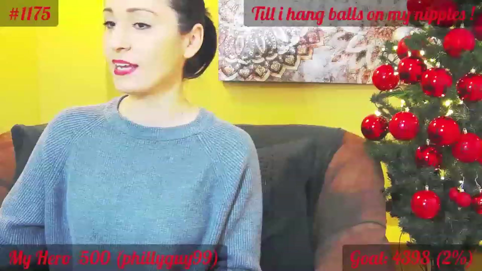 Gallery image thumbnail from QuinnieSmile's myfreecams stream on, 12/12/2022, 12:04 image 9 of 20