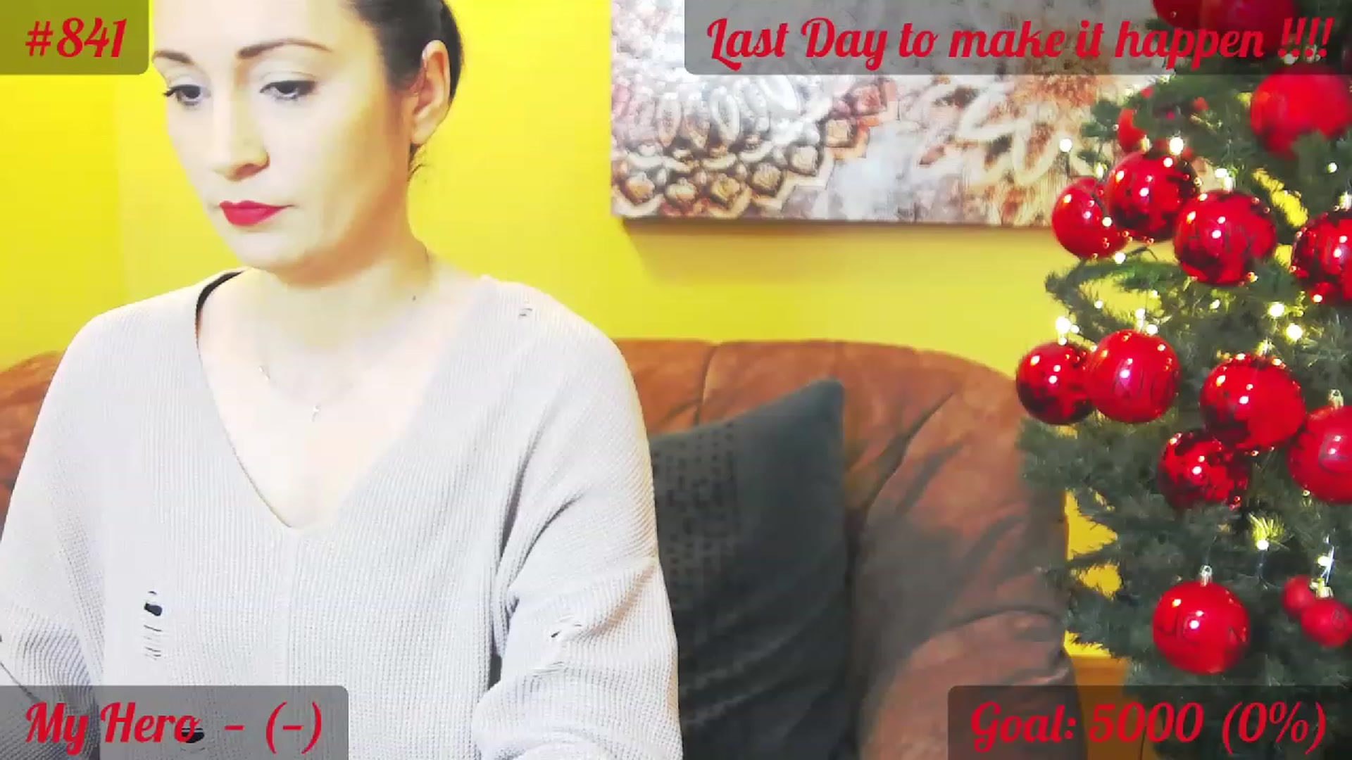 Gallery image thumbnail from QuinnieSmile's myfreecams stream on, 12/15/2022, 10:25 image 2 of 20