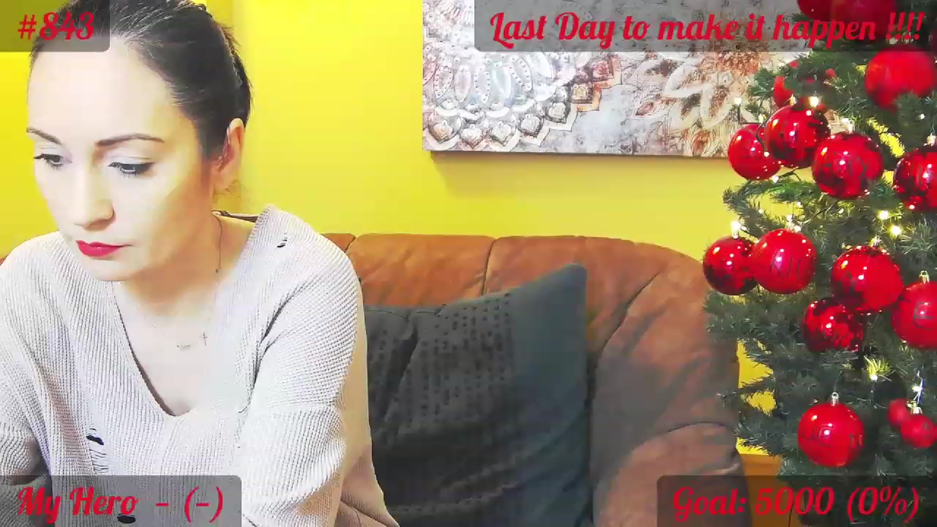Gallery image thumbnail from QuinnieSmile's myfreecams stream on, 12/15/2022, 10:25 image 9 of 20