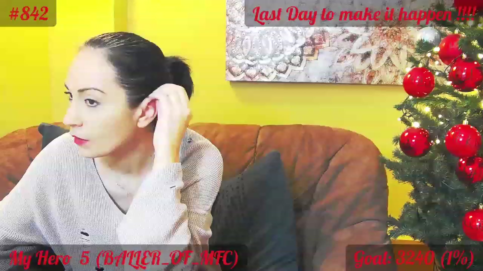 Gallery image thumbnail from QuinnieSmile's myfreecams stream on, 12/15/2022, 12:50 image 14 of 20