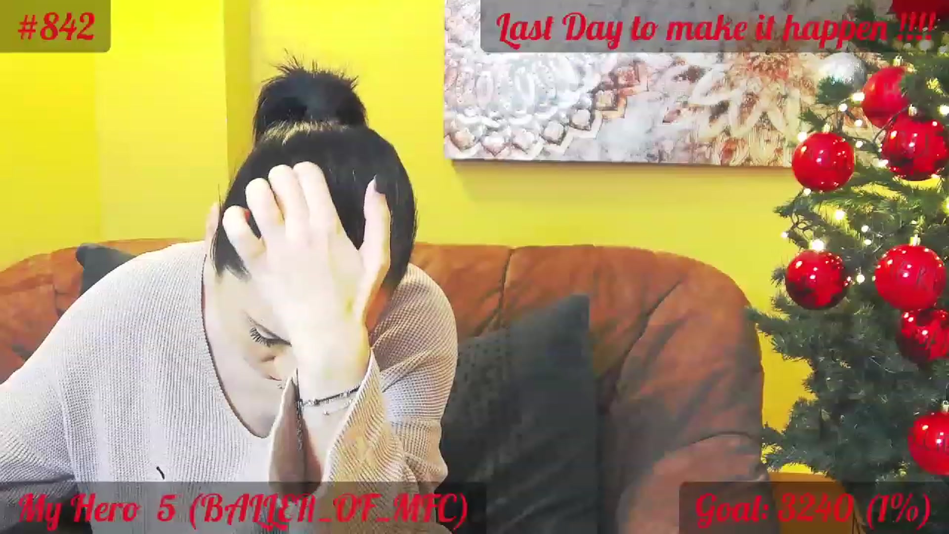 Gallery image thumbnail from QuinnieSmile's myfreecams stream on, 12/15/2022, 12:50 image 20 of 20